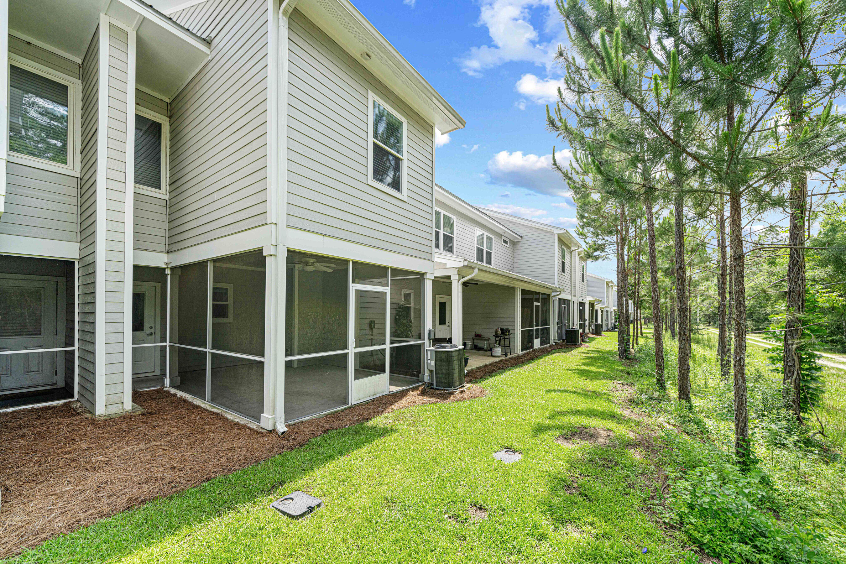 VERANDAS AT FREEPORT - Residential