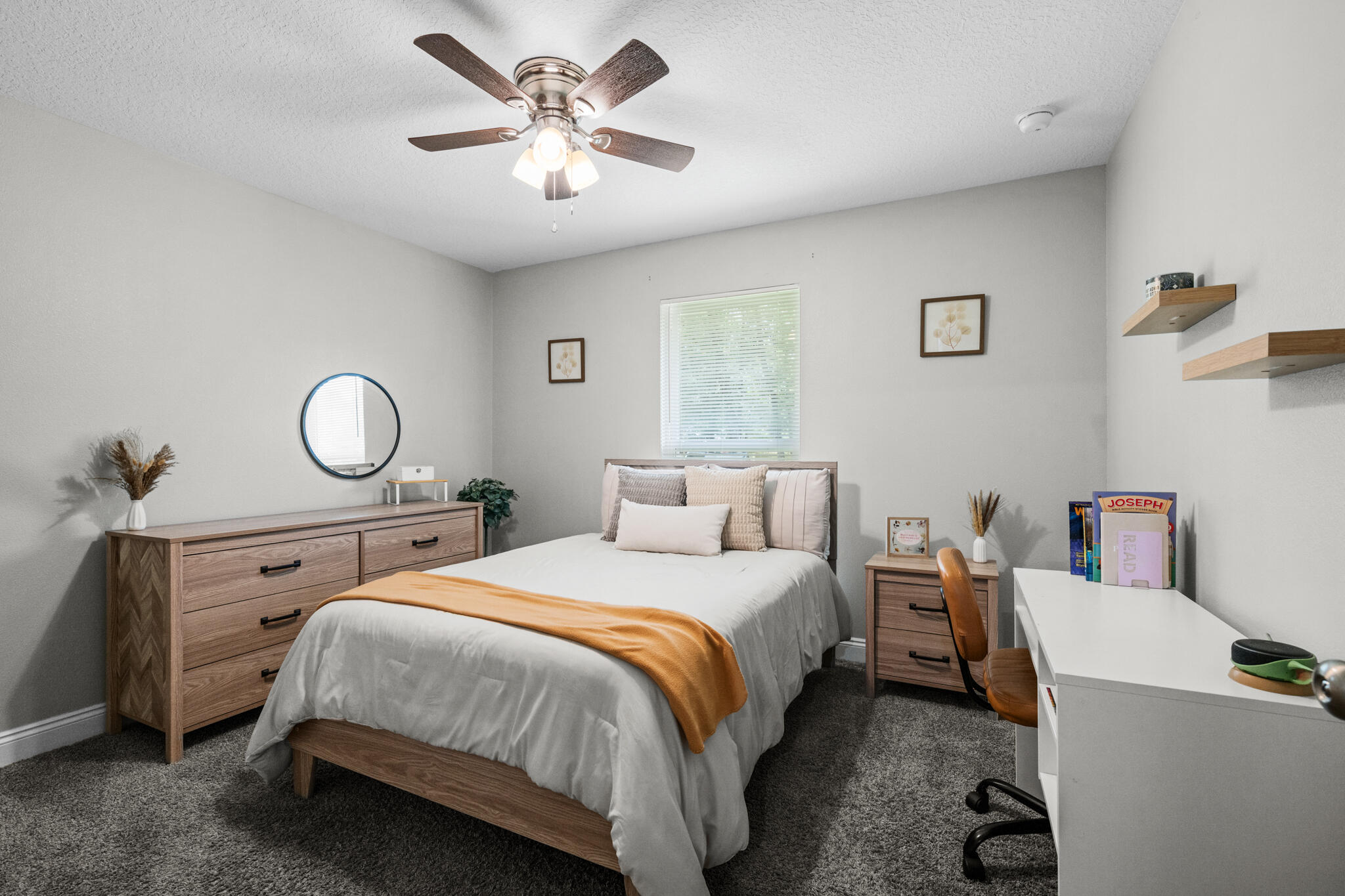 GARDEN CITY - Residential