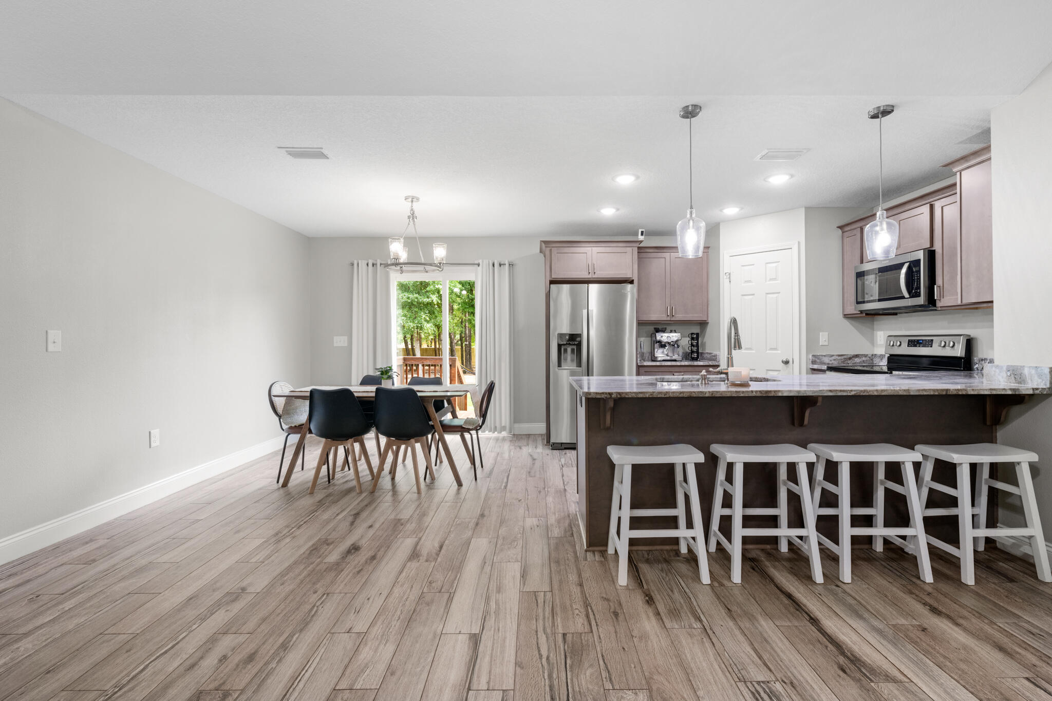 GARDEN CITY - Residential