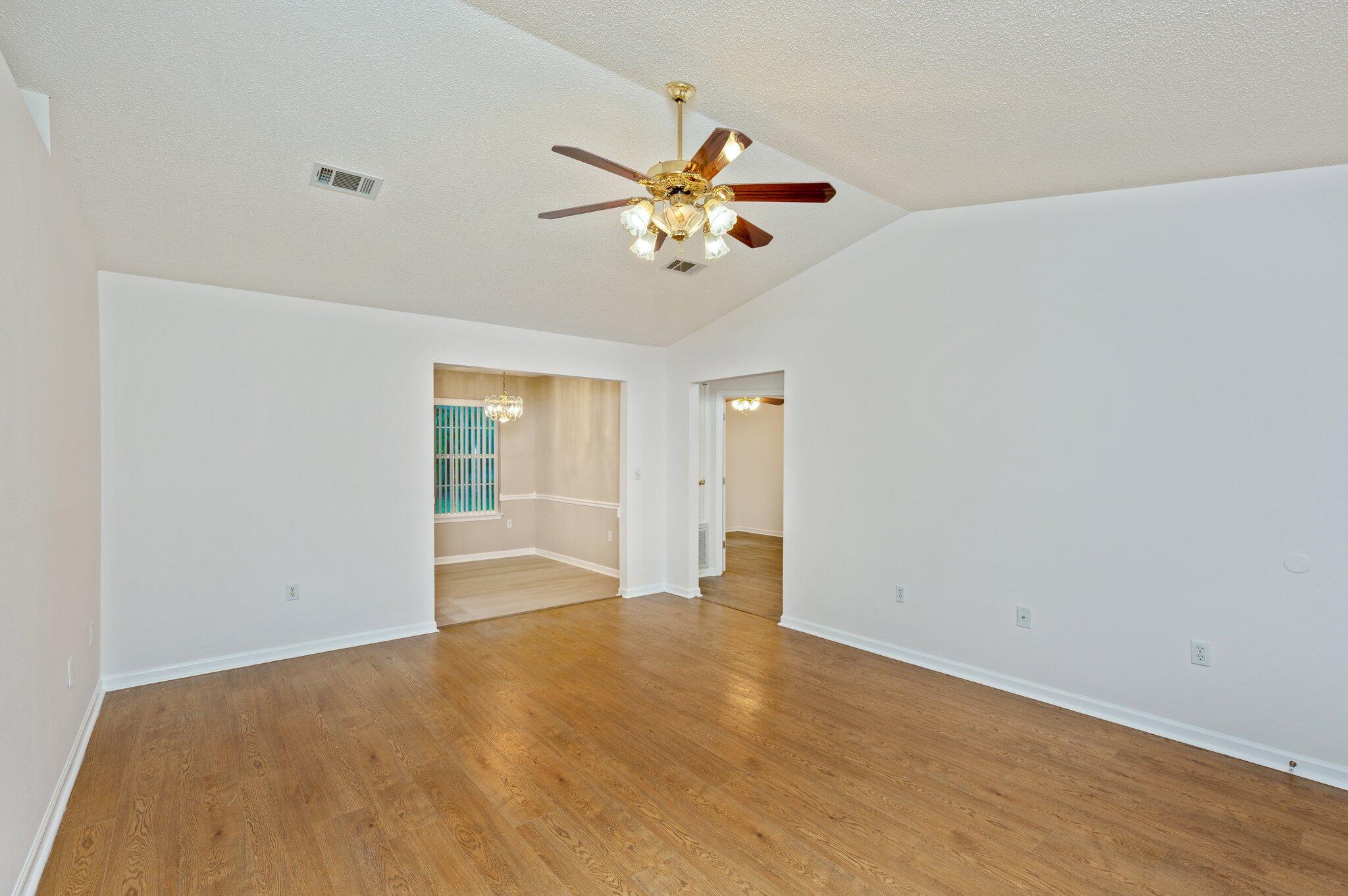 LAIRDS RUN S/D - Residential