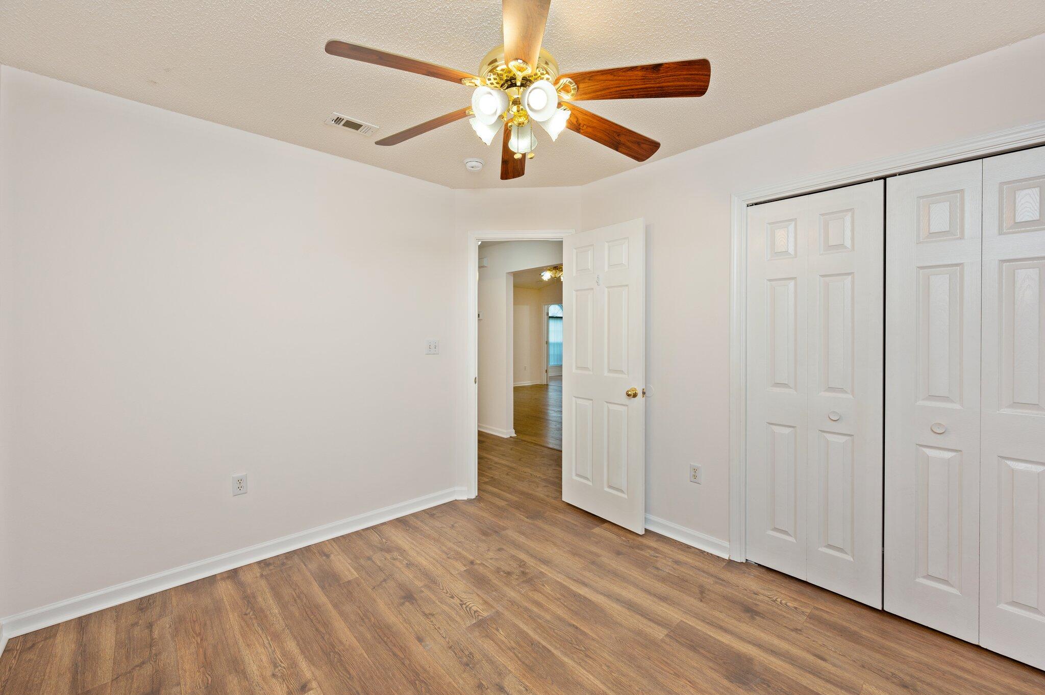 LAIRDS RUN S/D - Residential