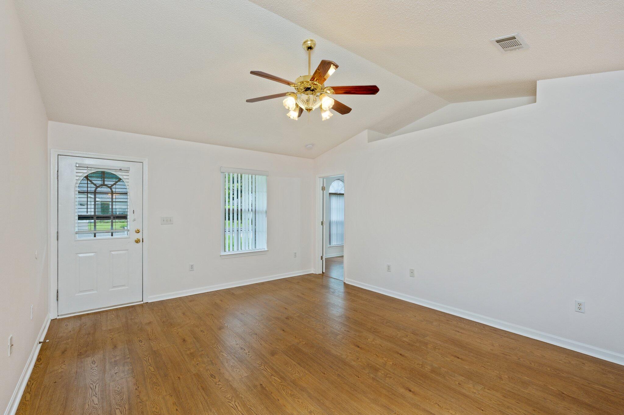 LAIRDS RUN S/D - Residential