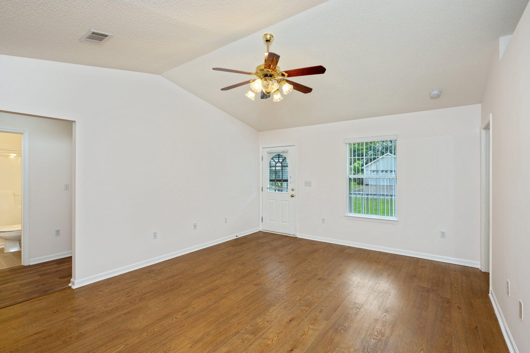 LAIRDS RUN S/D - Residential