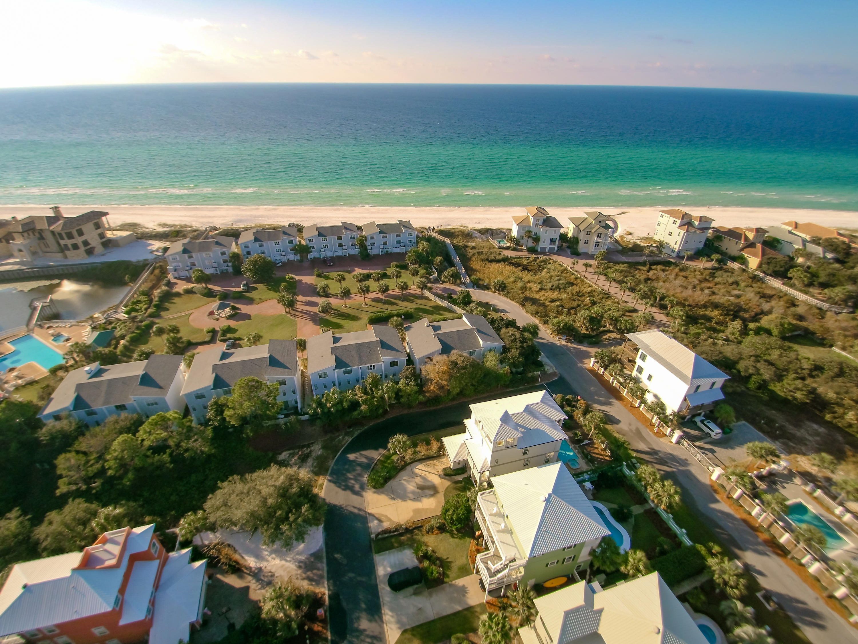 SEAHAUNTS - Residential