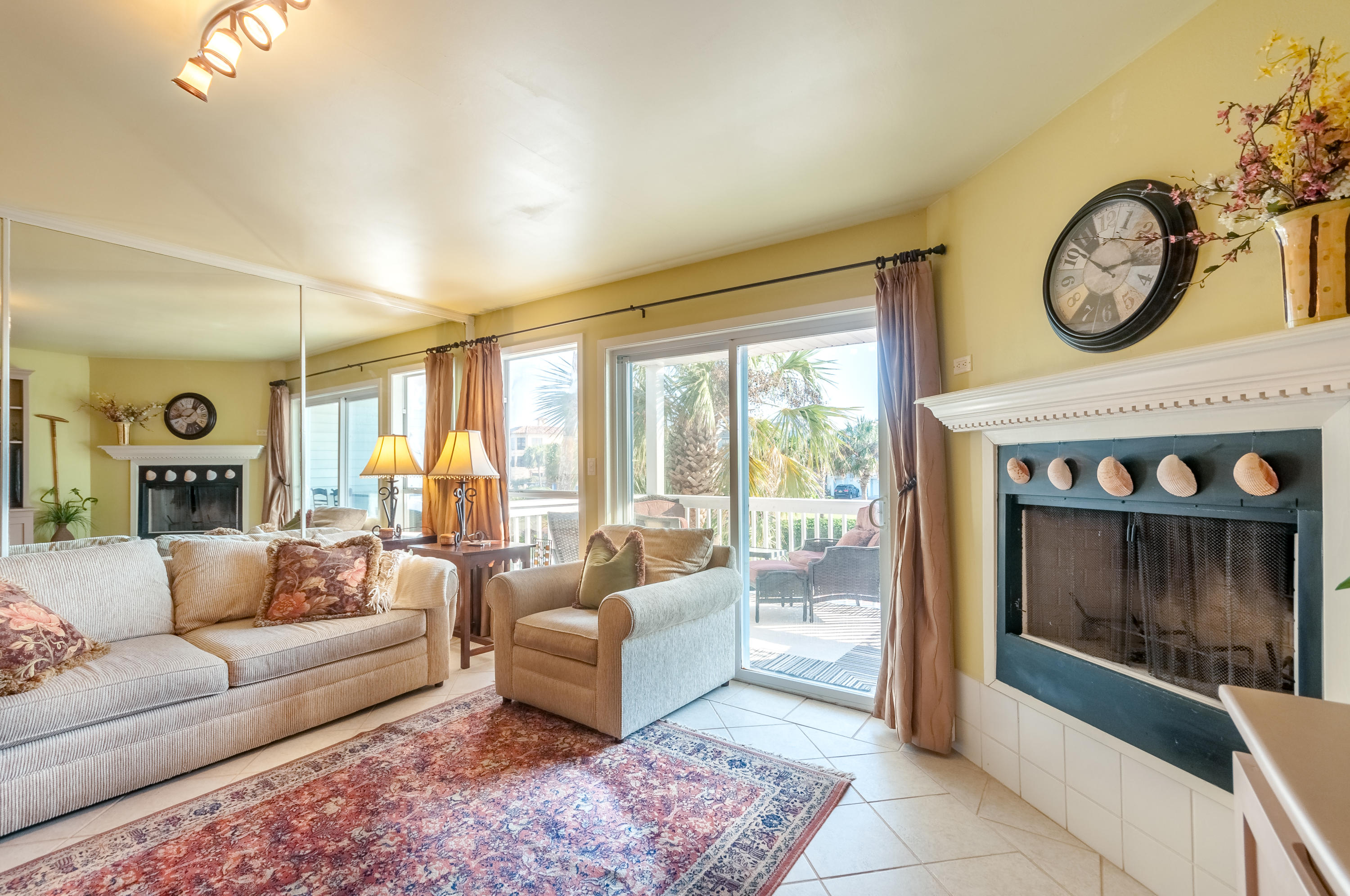 SEAHAUNTS - Residential