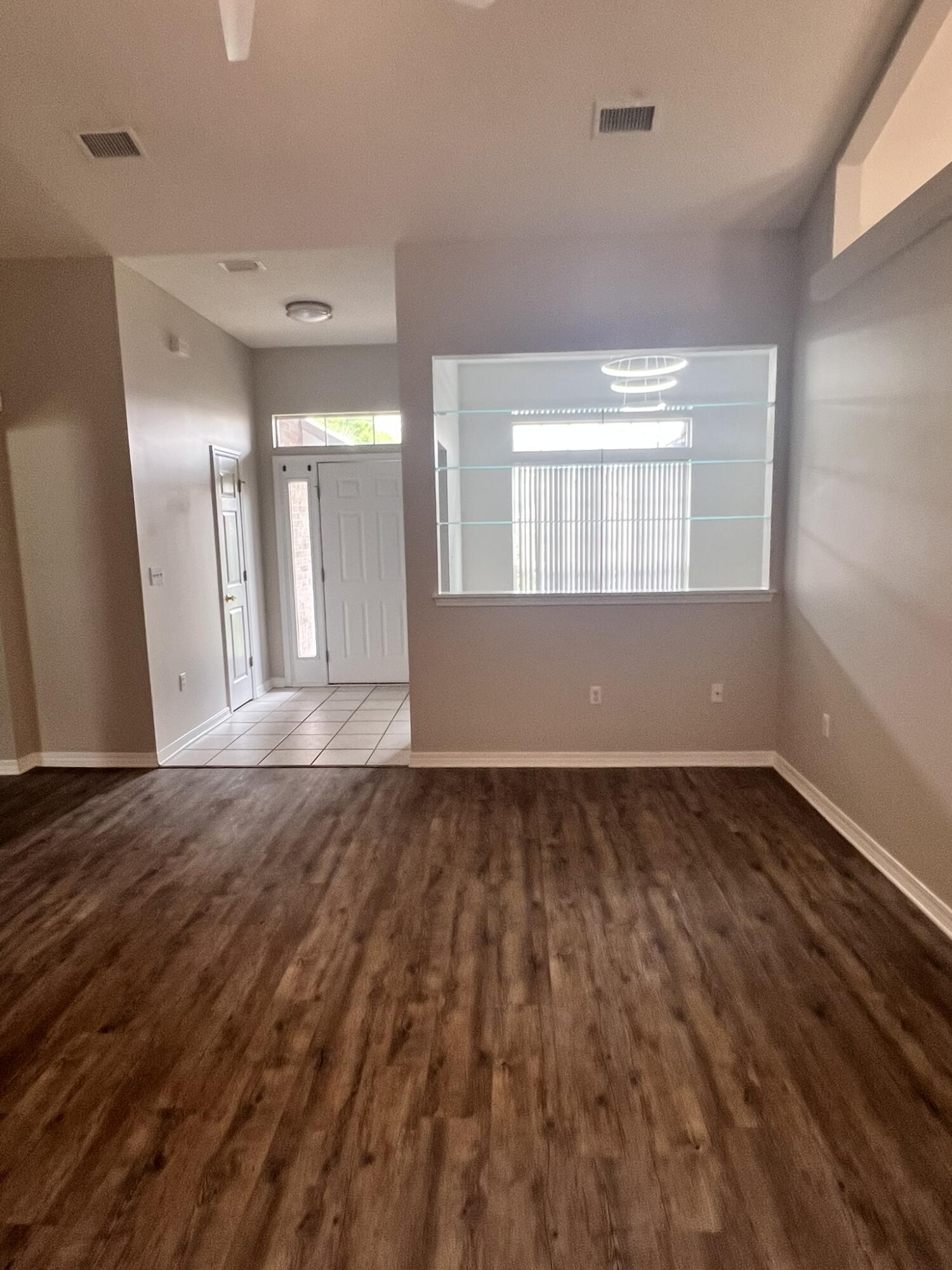 STEEPLECHASE PH 3 - Residential Lease