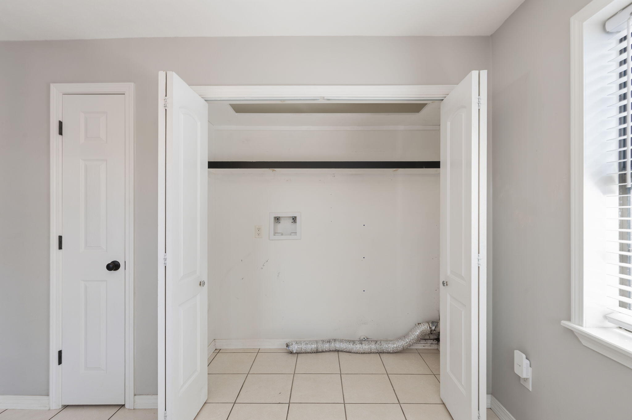 POWELL S/D NICEVILLE LOT 1 & SW1/2 OF LOT 2 - Residential