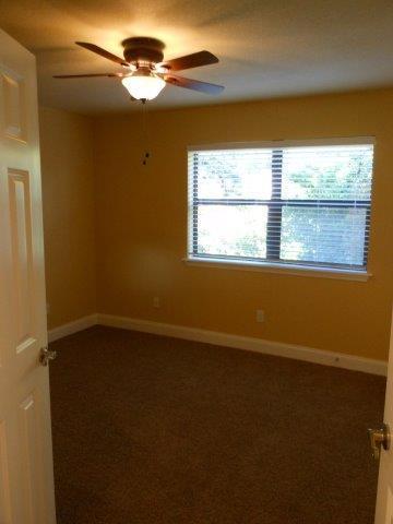 BAYOU PINES T/H - Residential