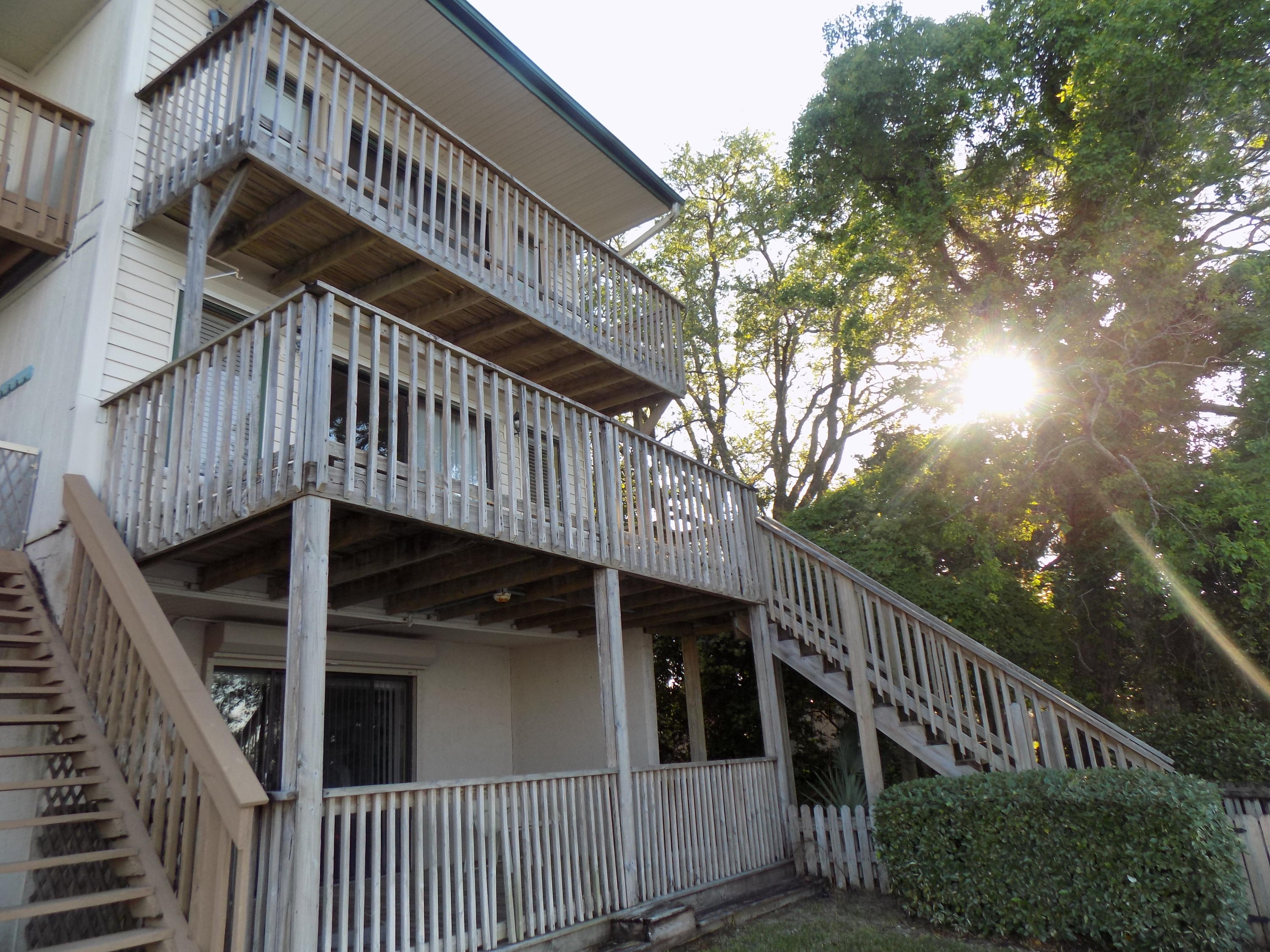 BAYOU PINES T/H - Residential