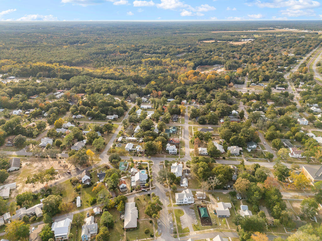 TOWN OF DEFUNIAK SPRINGS - Land