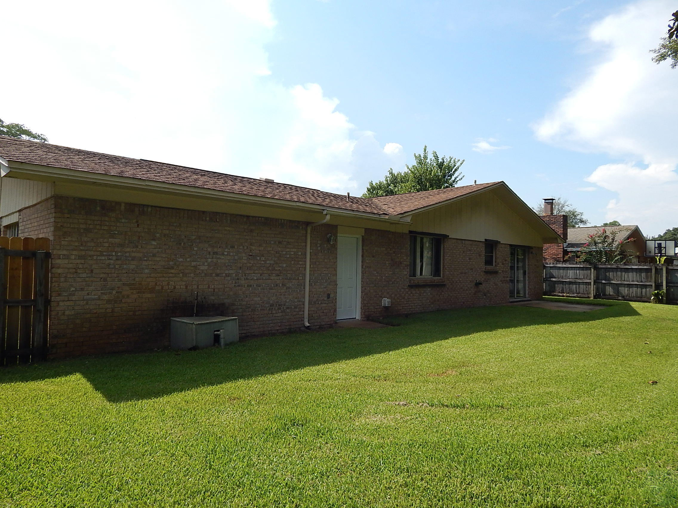 VICTORIA GARDENS 3 - Residential