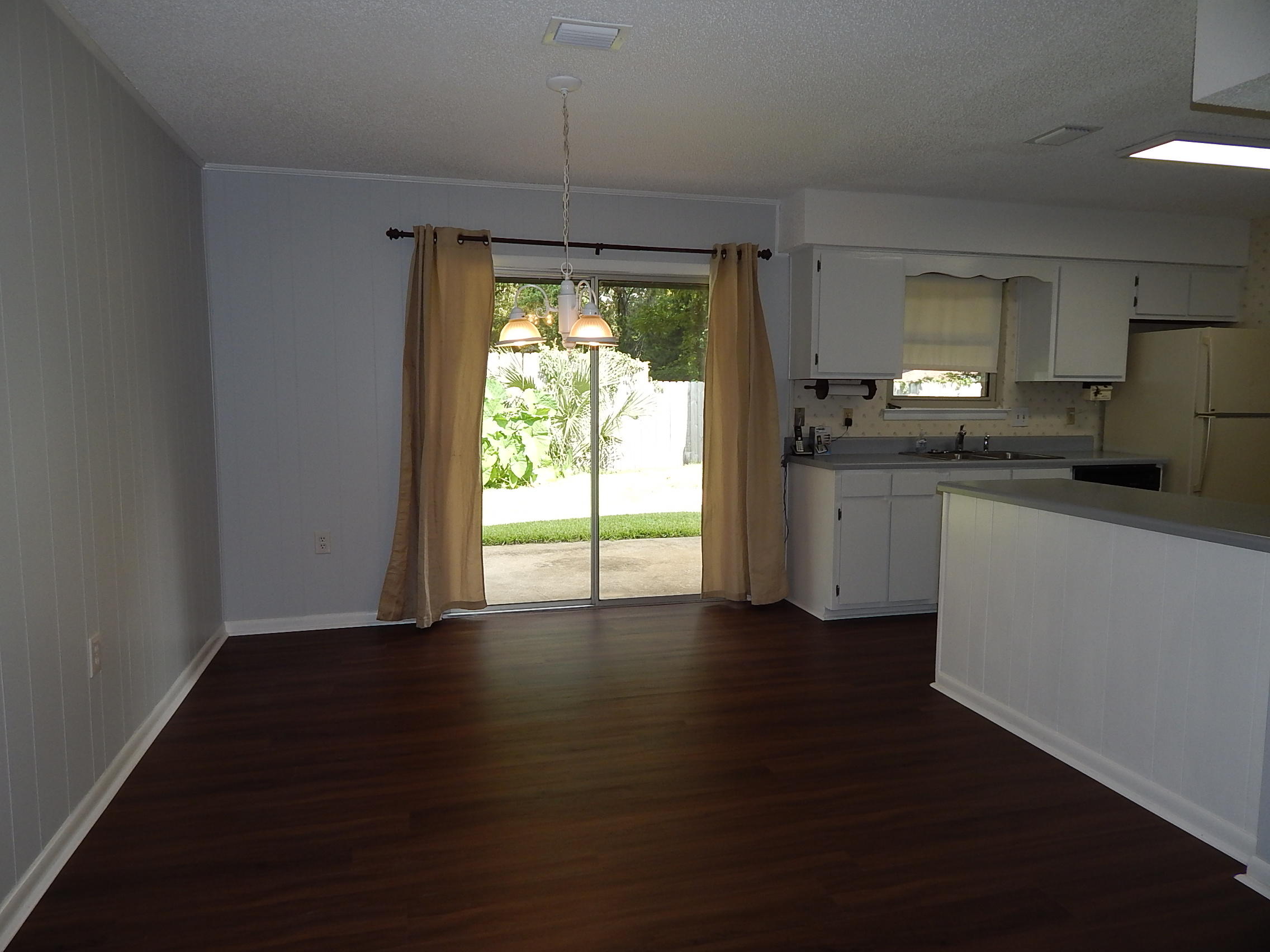 VICTORIA GARDENS 3 - Residential