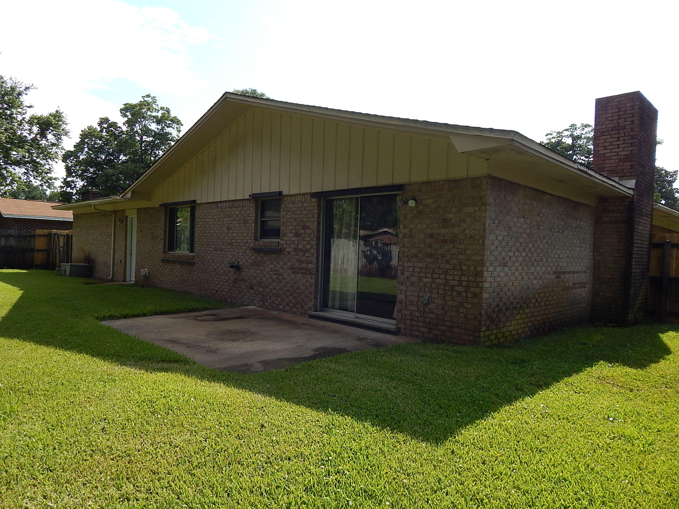 VICTORIA GARDENS 3 - Residential