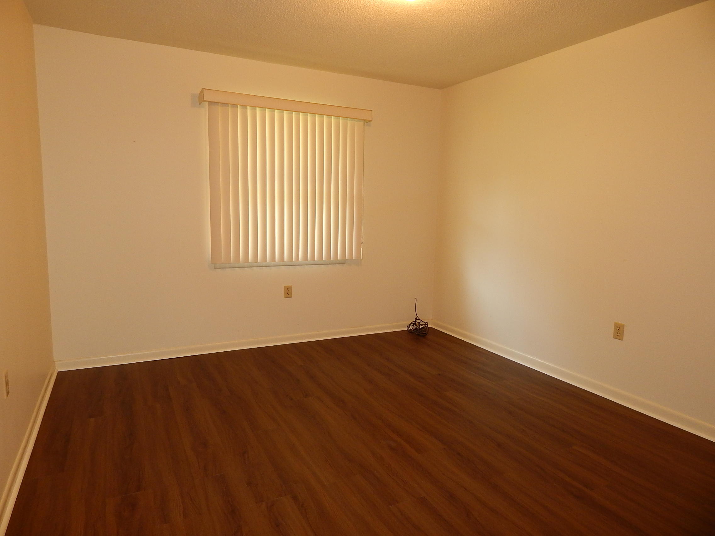 VICTORIA GARDENS 3 - Residential