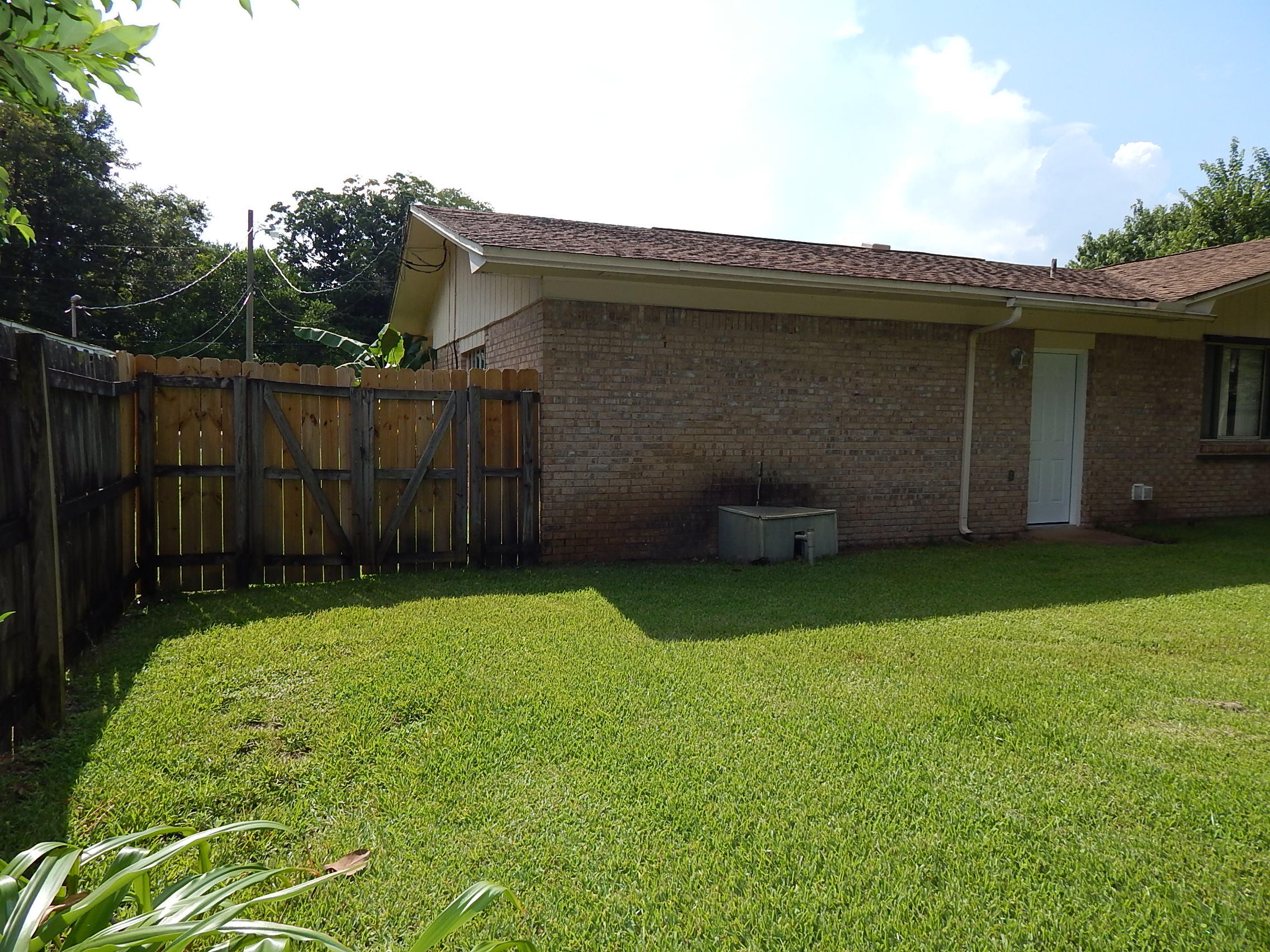 VICTORIA GARDENS 3 - Residential