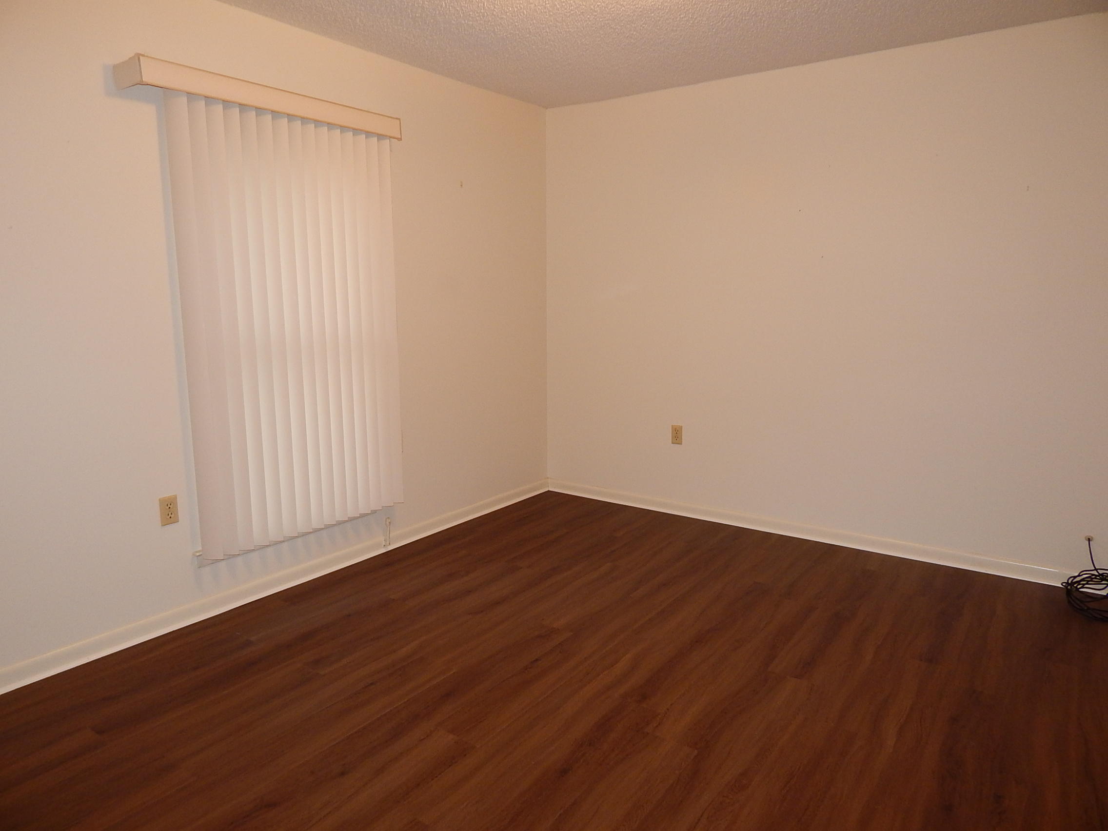 VICTORIA GARDENS 3 - Residential