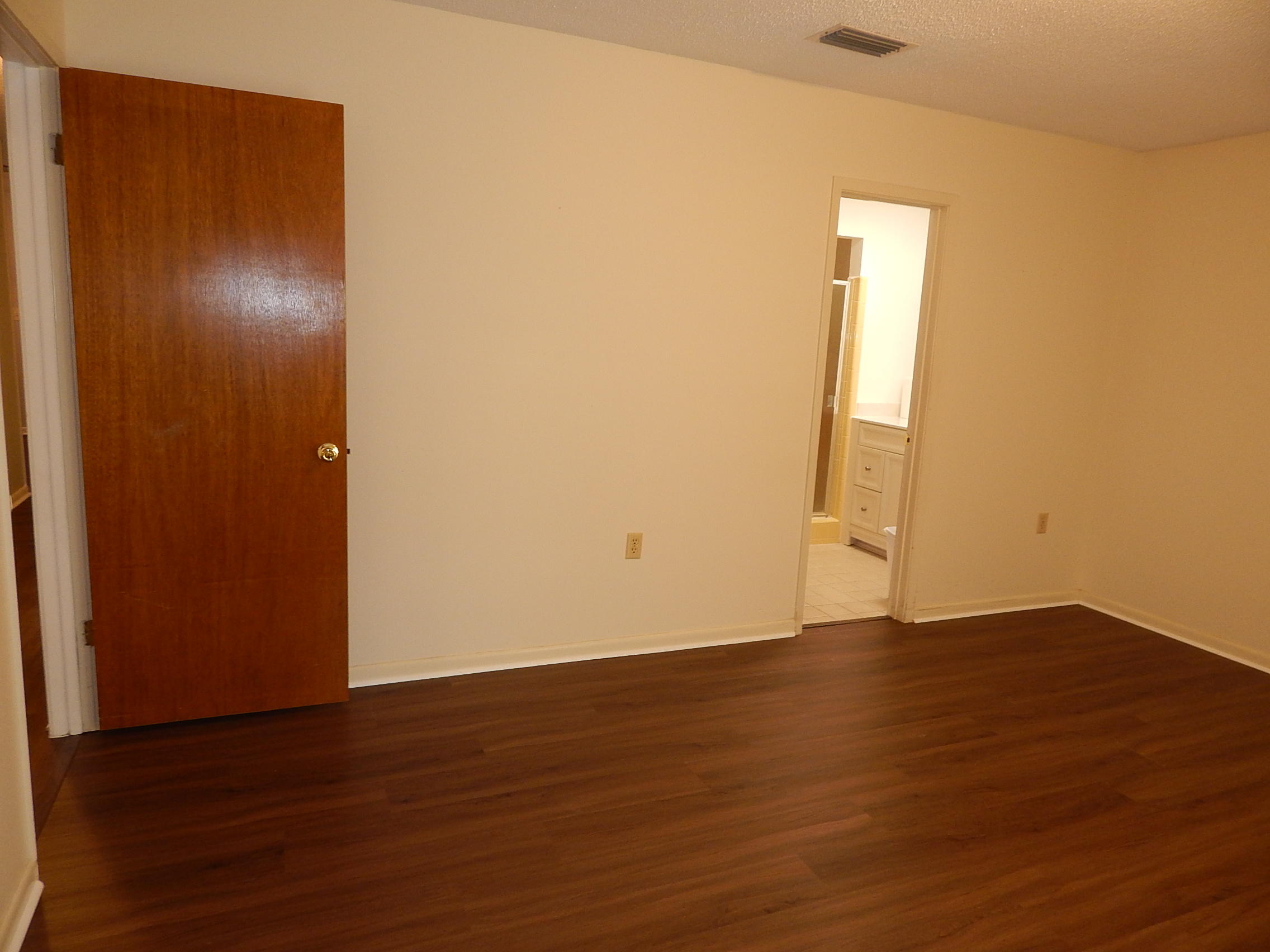 VICTORIA GARDENS 3 - Residential