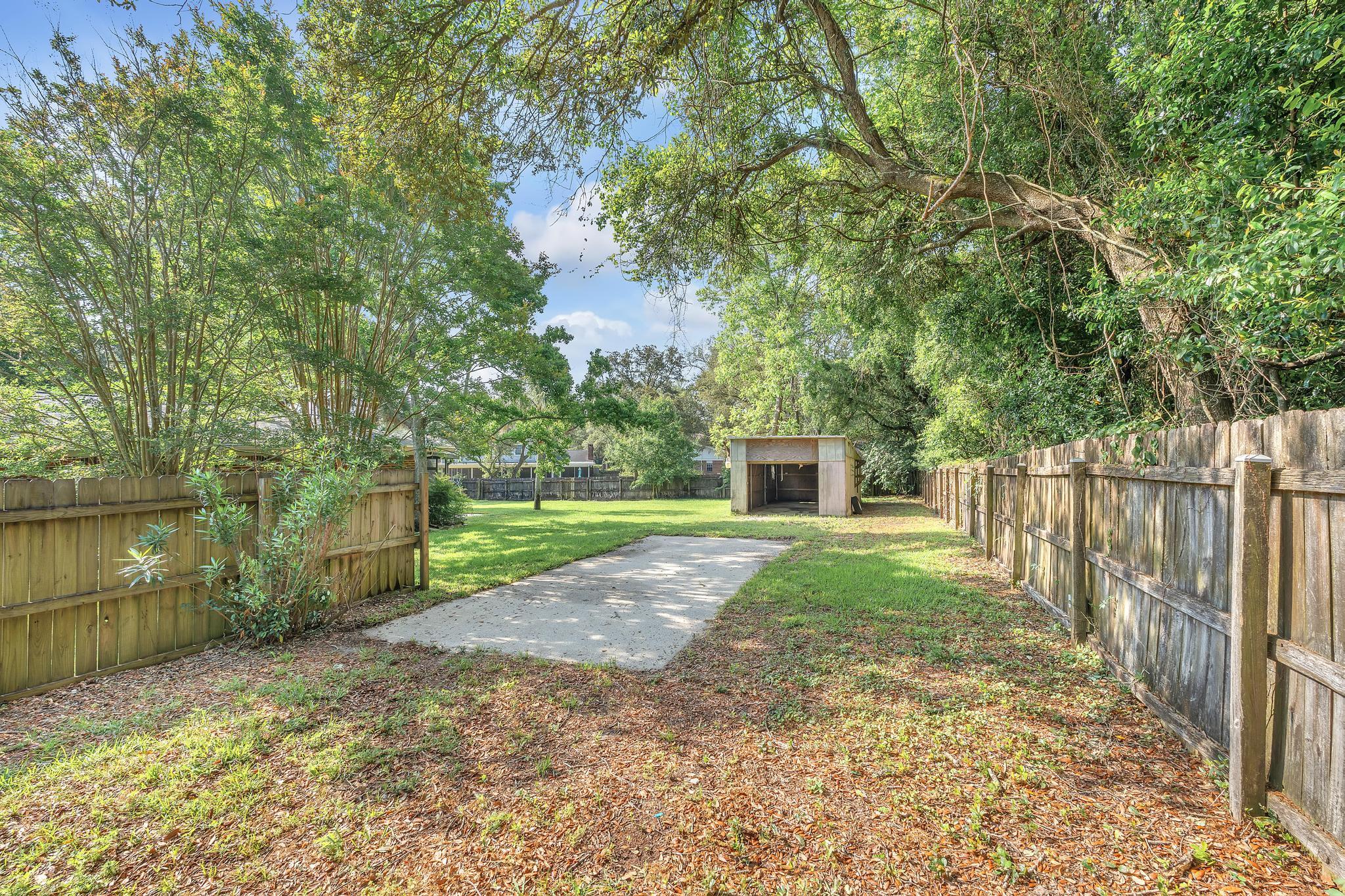 LAKE LORRAINE ESTATES 1 - Residential Lease