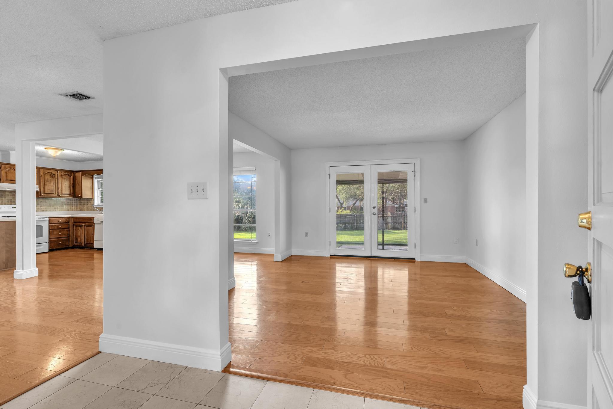 LAKE LORRAINE ESTATES 1 - Residential Lease