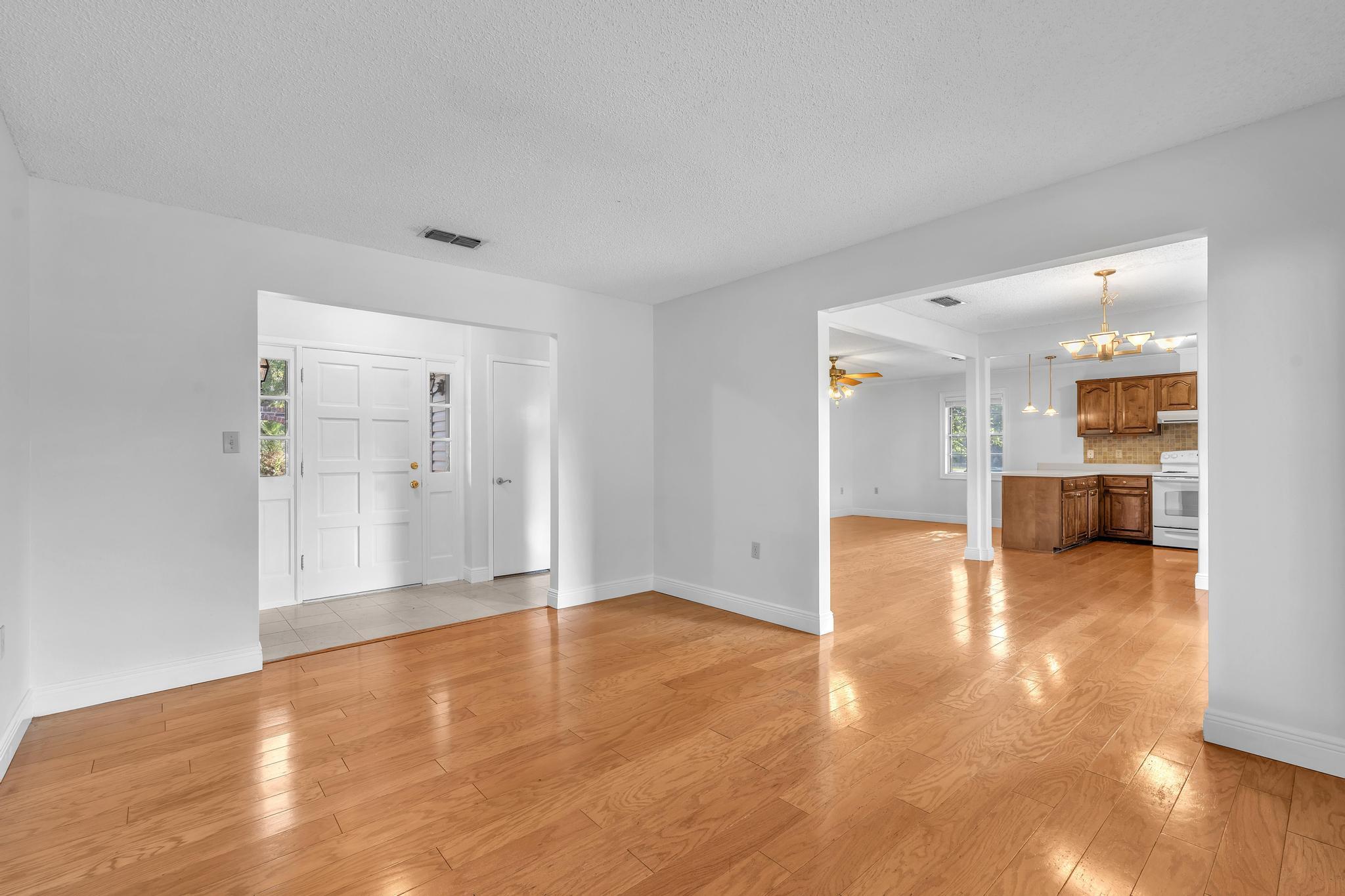 LAKE LORRAINE ESTATES 1 - Residential Lease