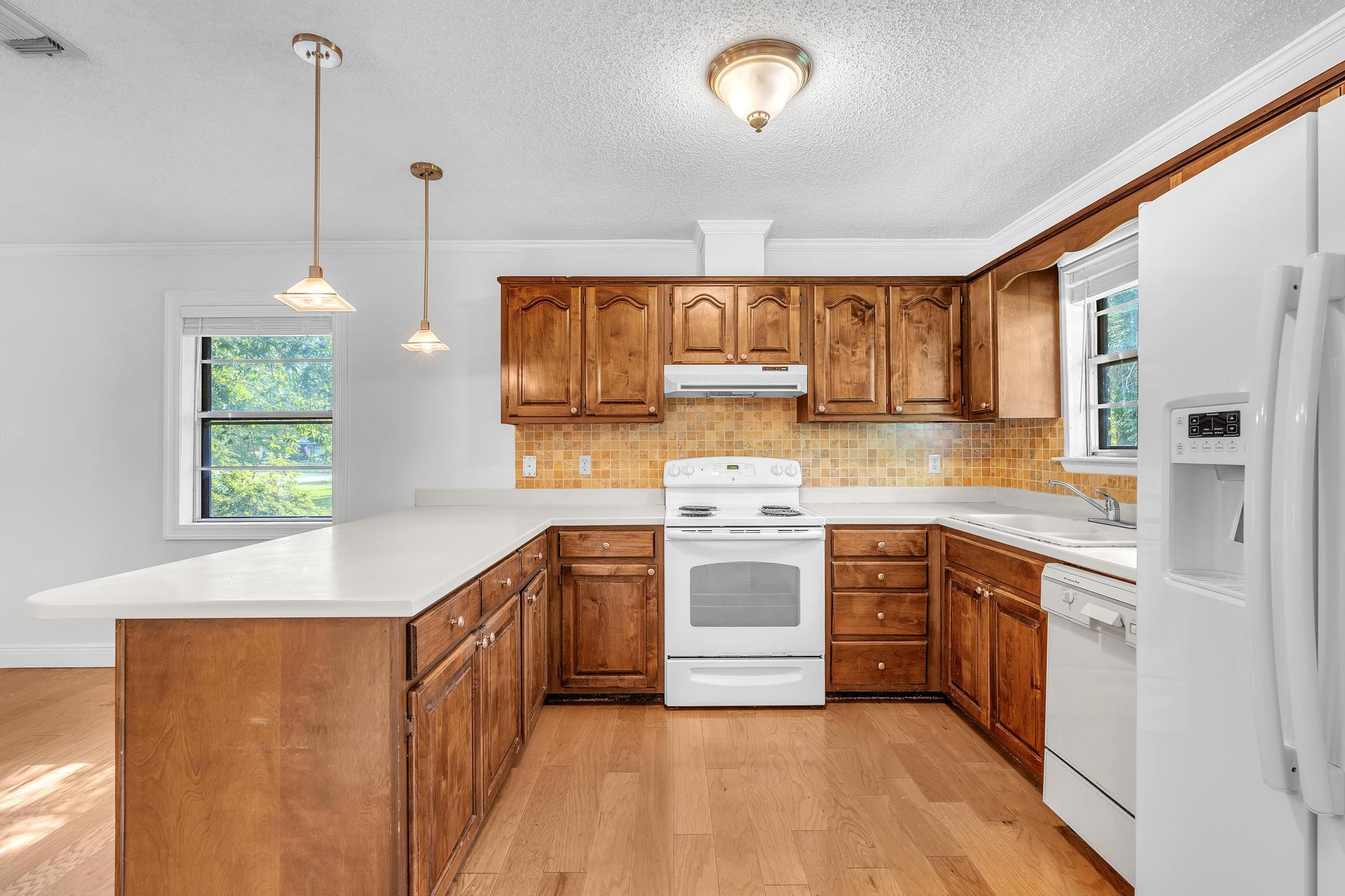 LAKE LORRAINE ESTATES 1 - Residential Lease