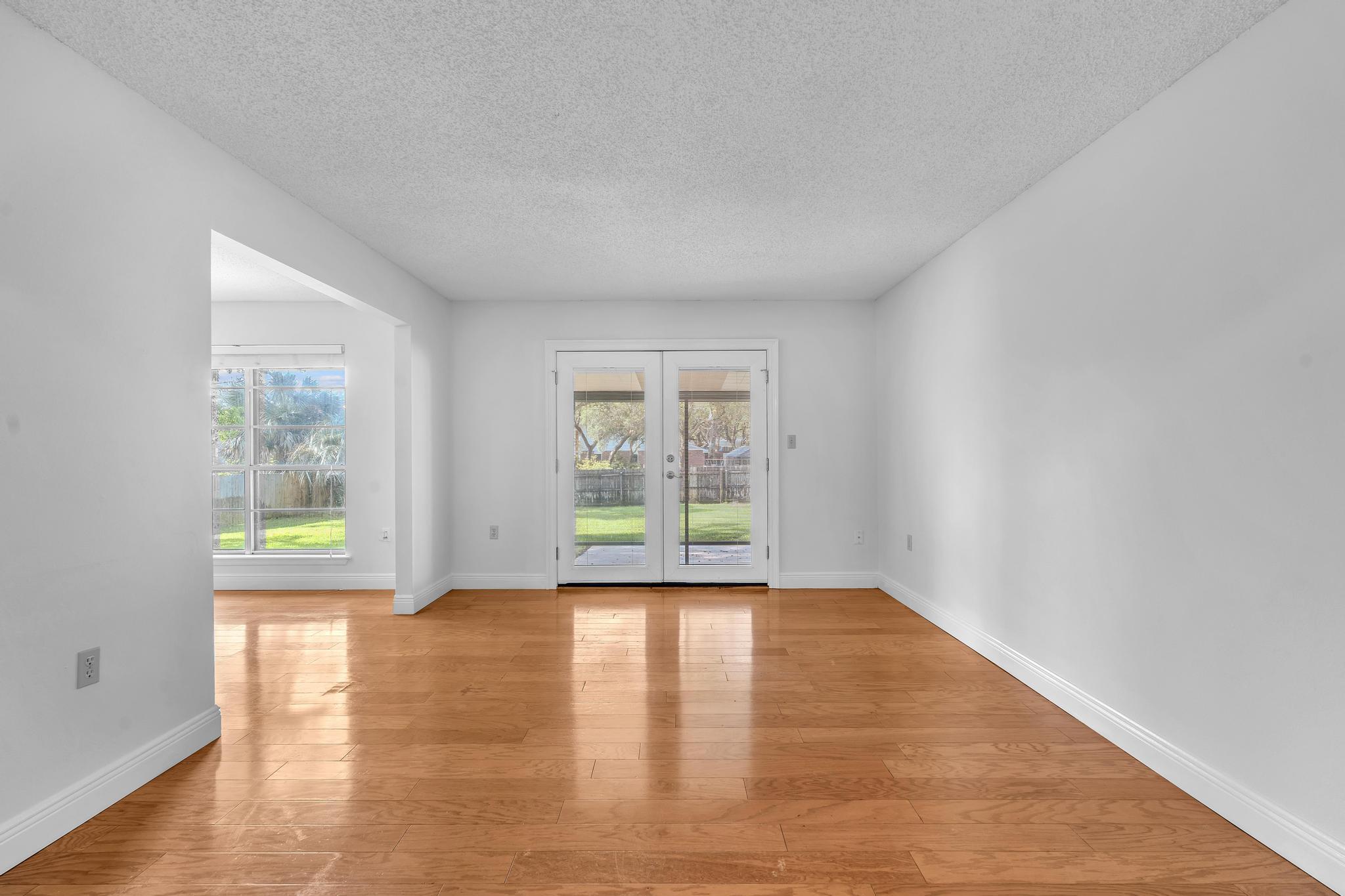 LAKE LORRAINE ESTATES 1 - Residential Lease