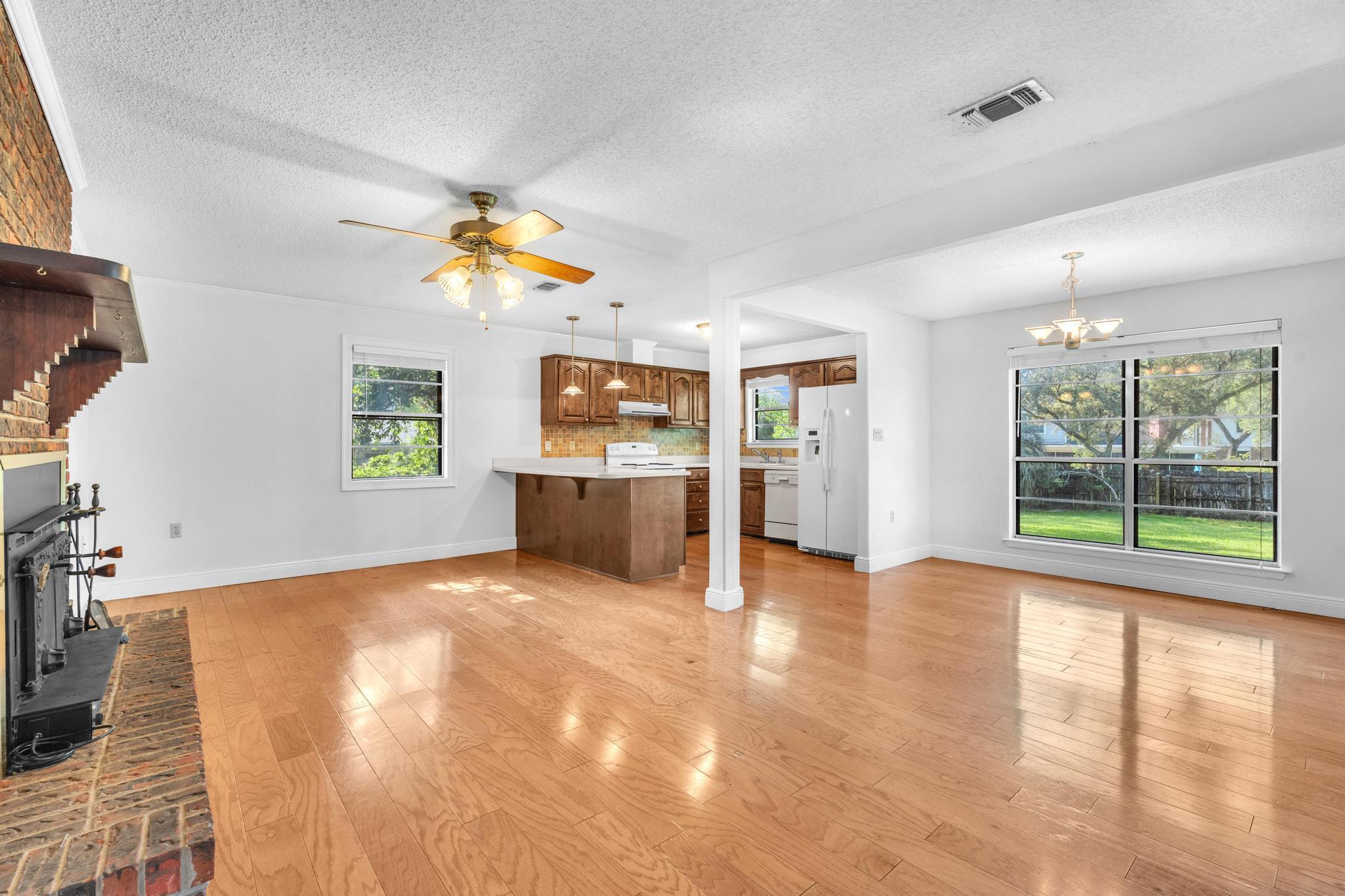 LAKE LORRAINE ESTATES 1 - Residential Lease