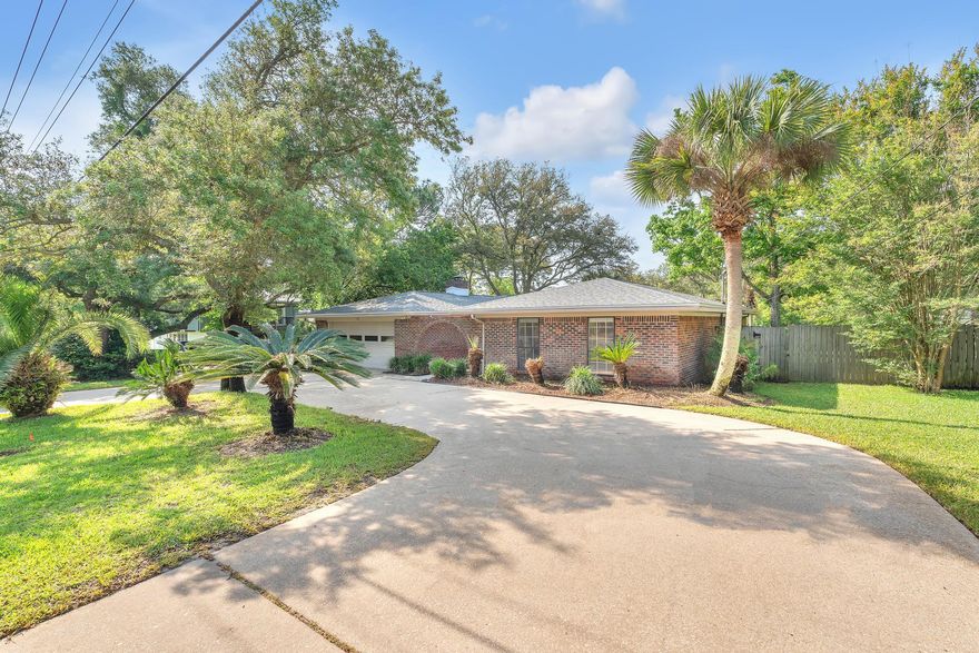 Welcome to this charming 4 bedroom, 2 bathroom home located in the desirable Shalimar area. The house features a spacious living area with hardwood flooring, perfect for entertaining guests or relaxing with family. Step outside to enjoy the oversized backyard, ideal for outdoor activities and gatherings. The screened porch provides a cozy spot to enjoy your morning coffee or unwind after a long day. Don't miss out on the opportunity to make this lovely house your new home. Contact us today to schedule a tour!