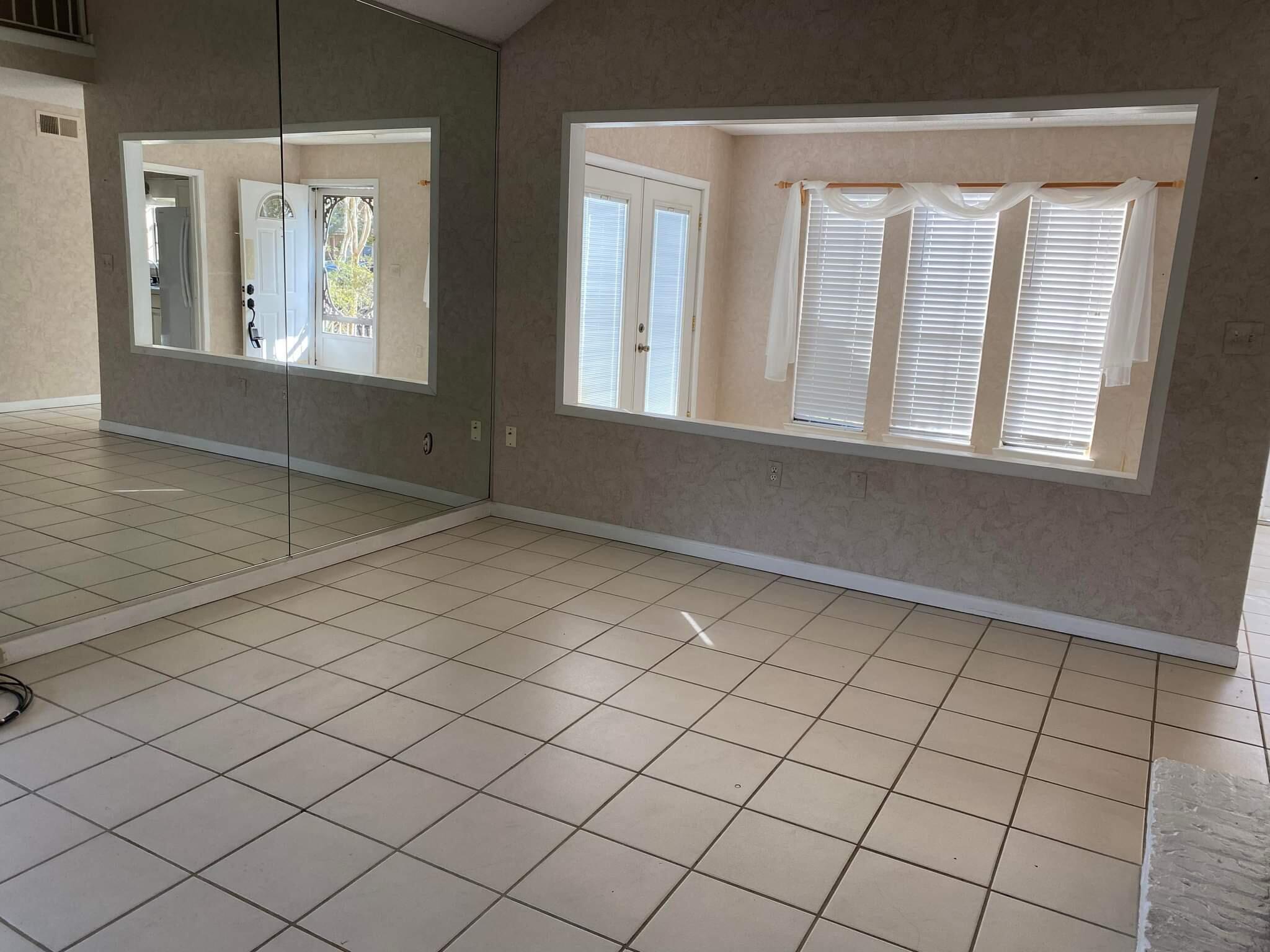 SOUTHWIND 1ST - Residential Lease