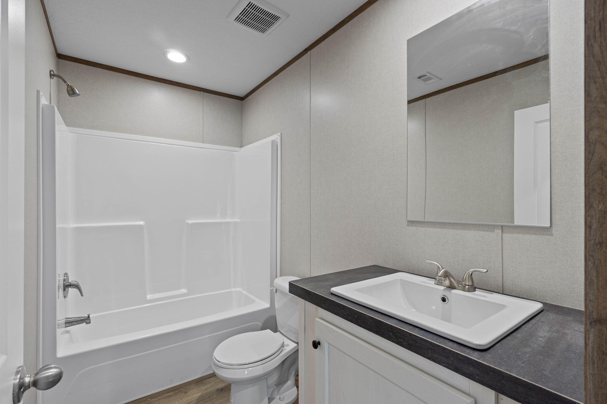 OAKWOOD LAKES ESTATES - Residential