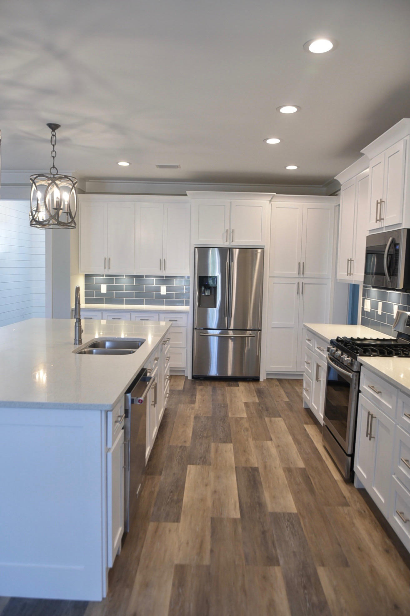 PELICAN BAY - Residential