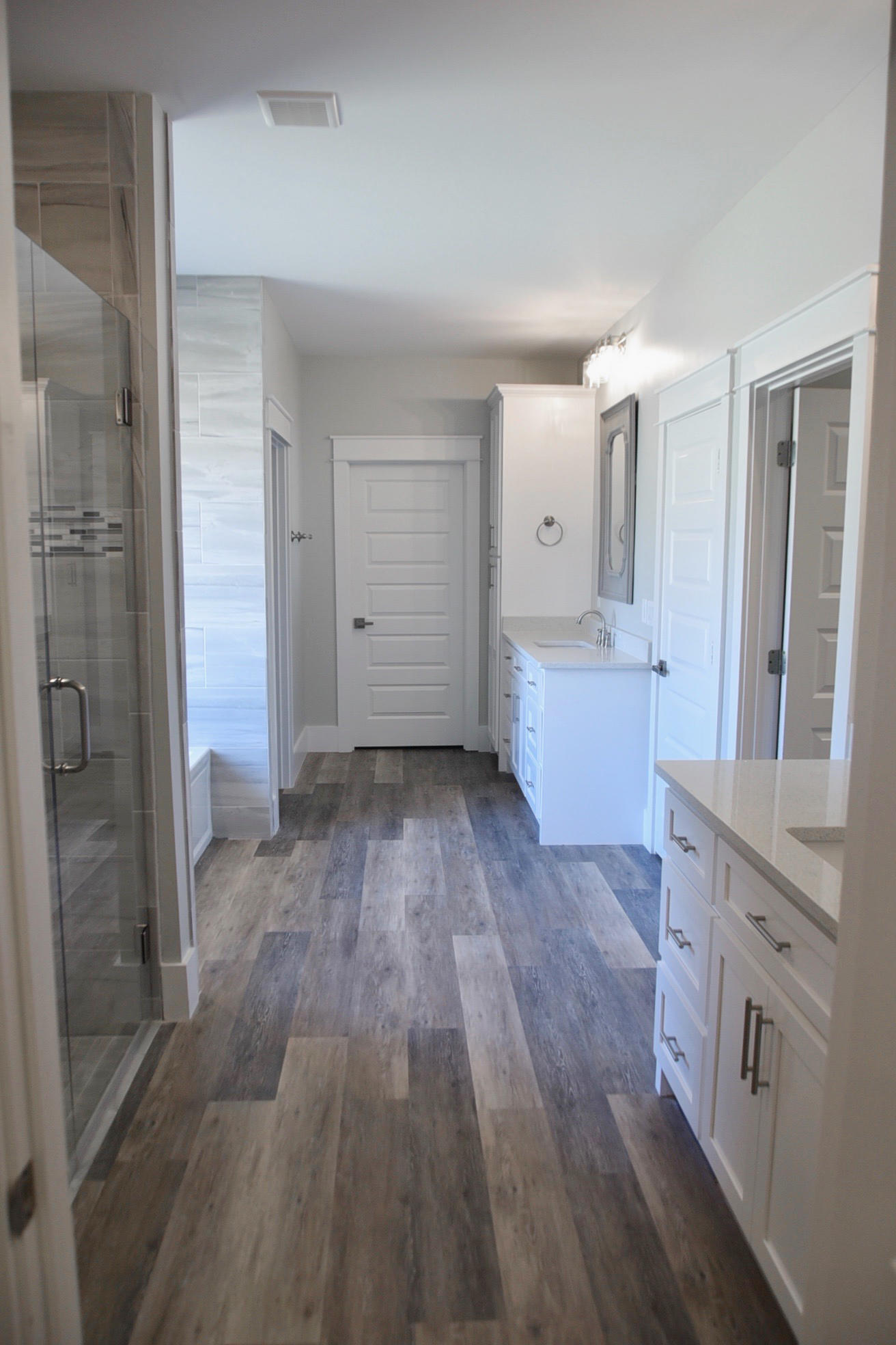 PELICAN BAY - Residential