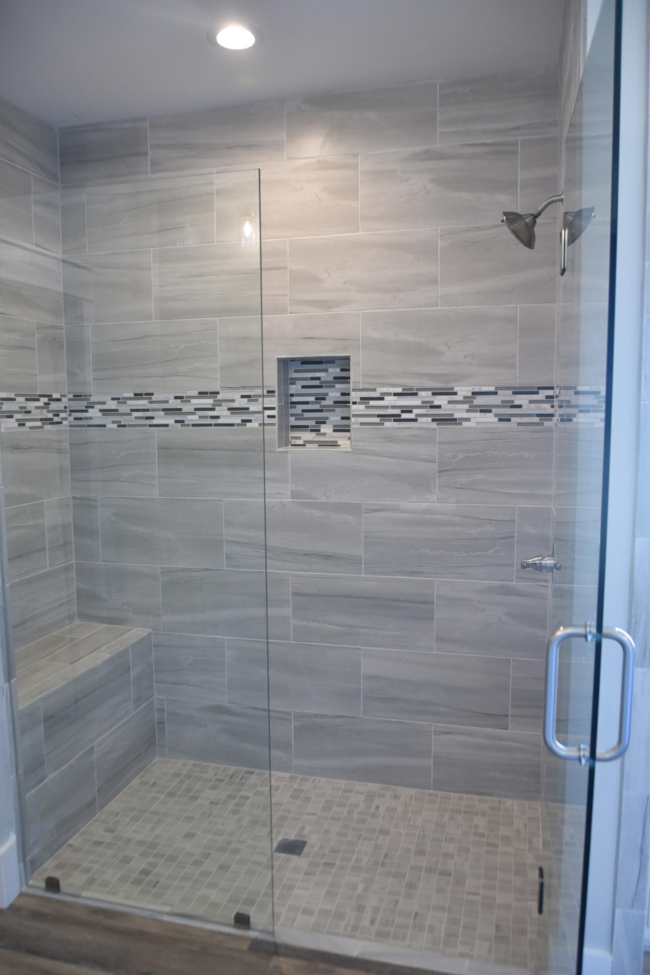 PELICAN BAY - Residential