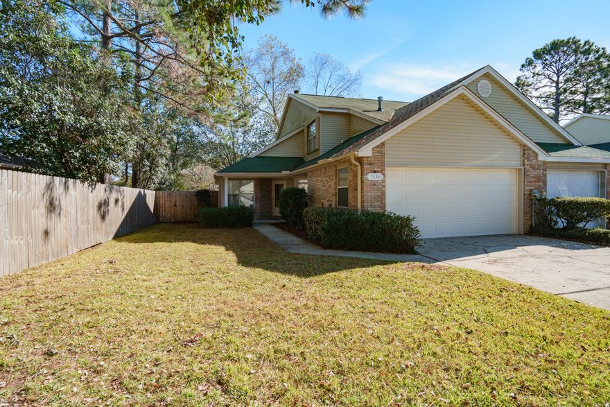 This well maintained home sits on a corner lot nestled at the back of the cul-de-sac. As soon as you walk in you will see the pride in ownership here. This home has only had two owners. Enjoy your coffee, or wine on the screened in porch, overlooking the privacy fenced back yard large enough for pets to roam, plant a garden or just enjoy the outdoors. Looking for the Master bedroom downstairs.? Well this one has it! Upstairs loft area that separates the additional bedrooms. Front yards are maintained by homeowner's association.There's a contingency offer with a 72 hour first right of refusal.