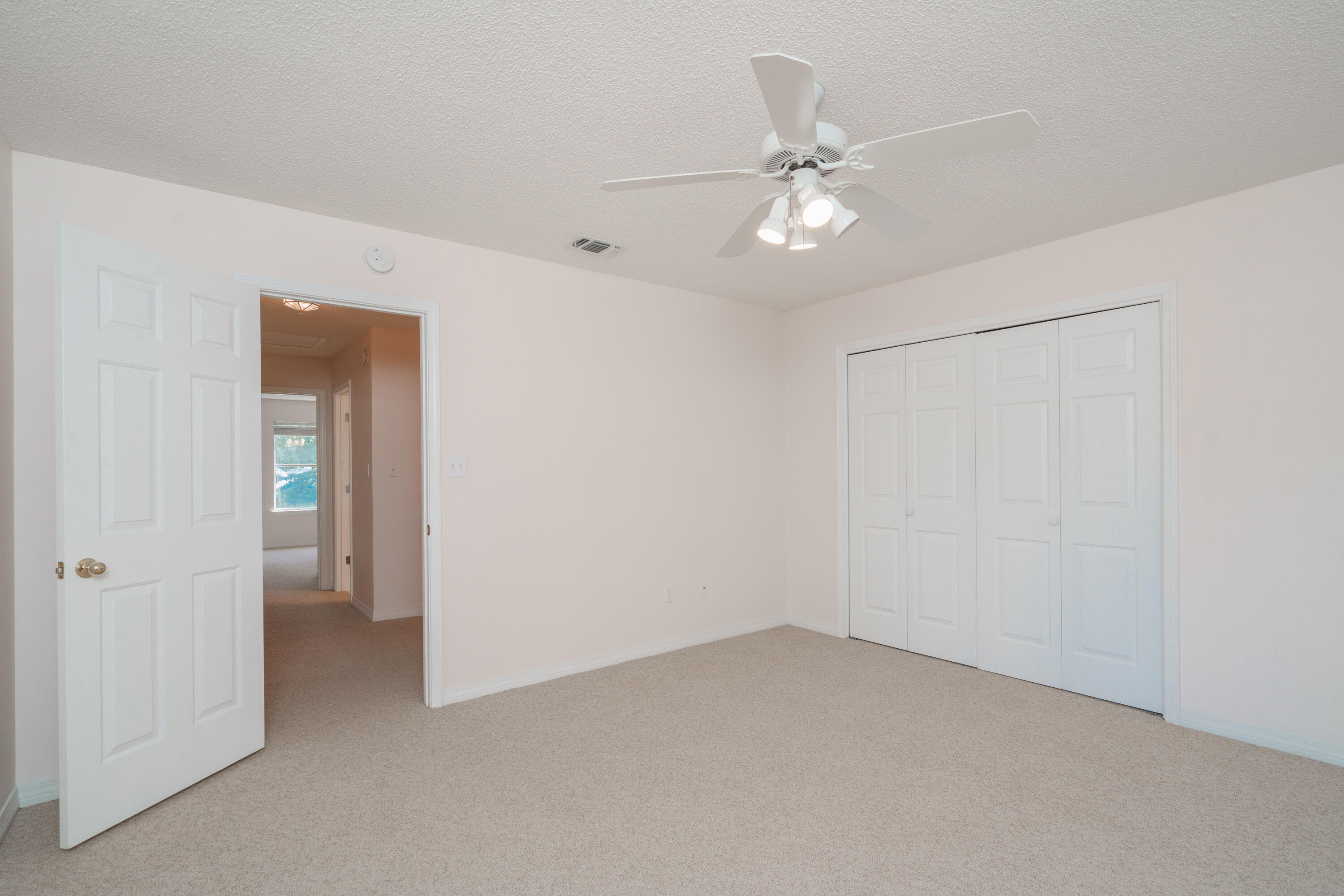 MAGNOLIA SQUARE - Residential