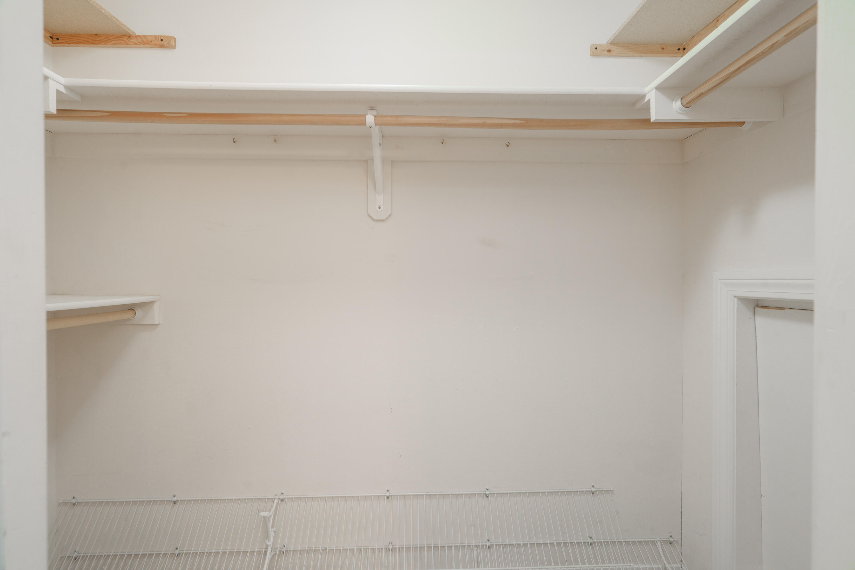 MAGNOLIA SQUARE - Residential