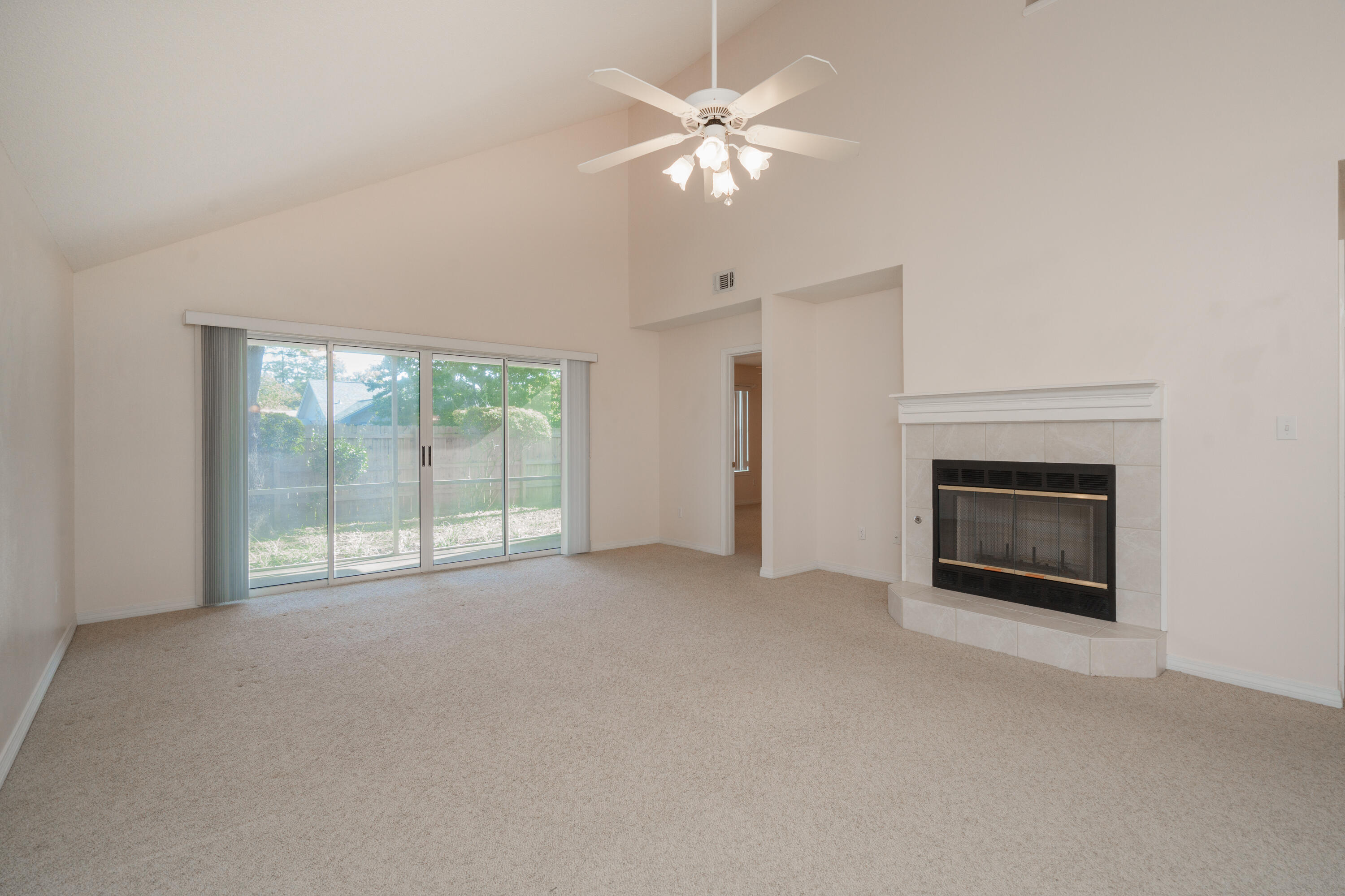 MAGNOLIA SQUARE - Residential