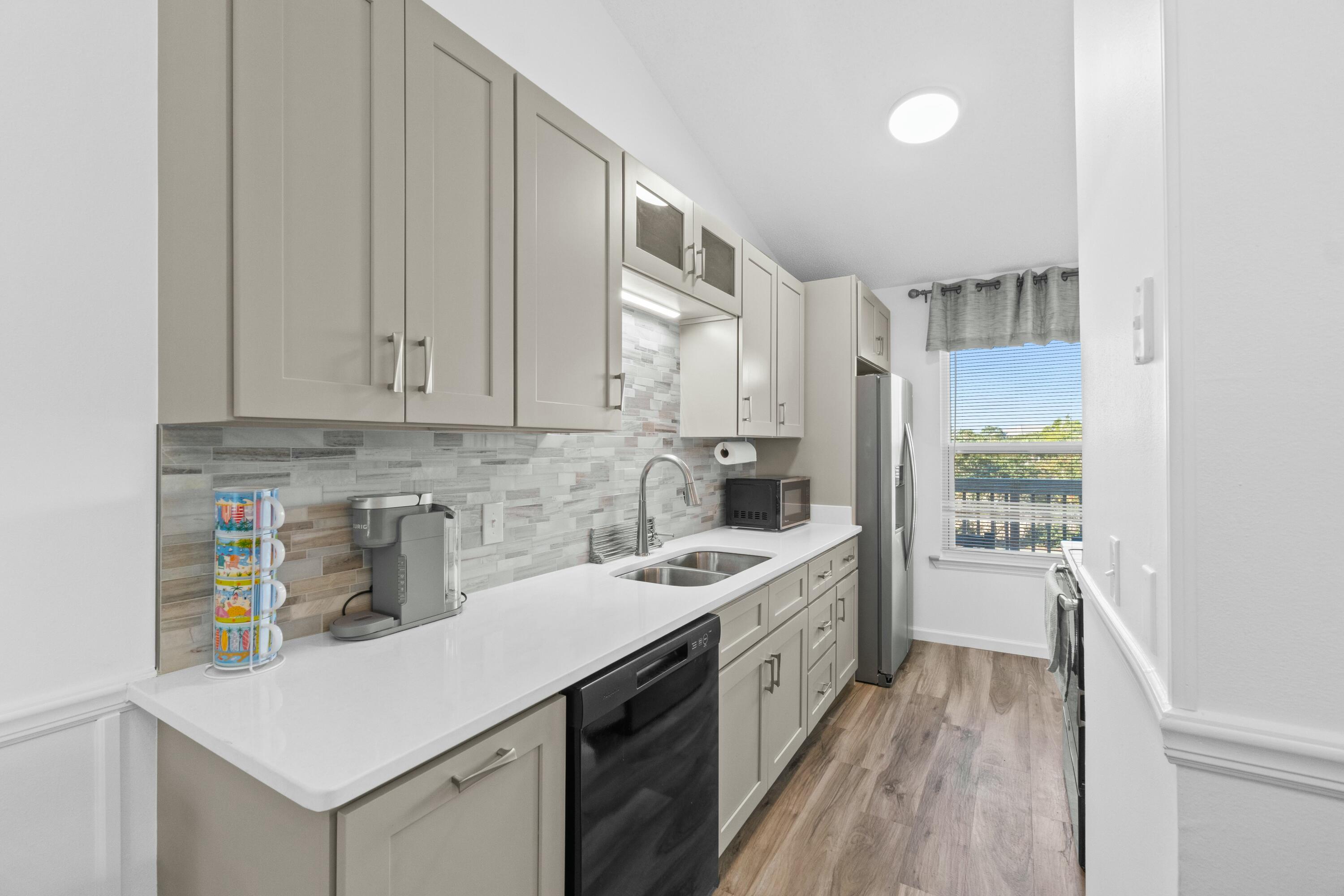 GULF VISTA T/H - Residential
