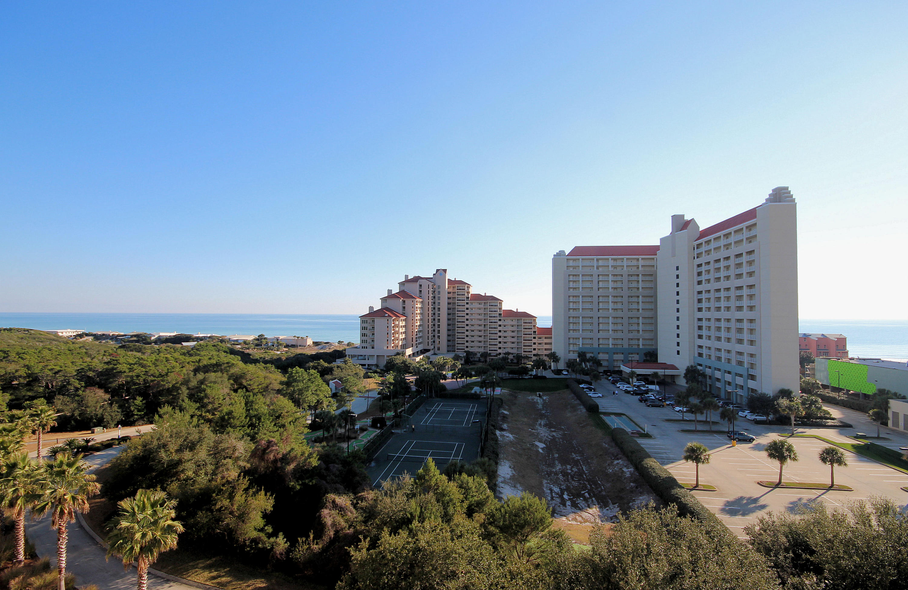 SUMMIT AT TOPS'L (THE) - Residential