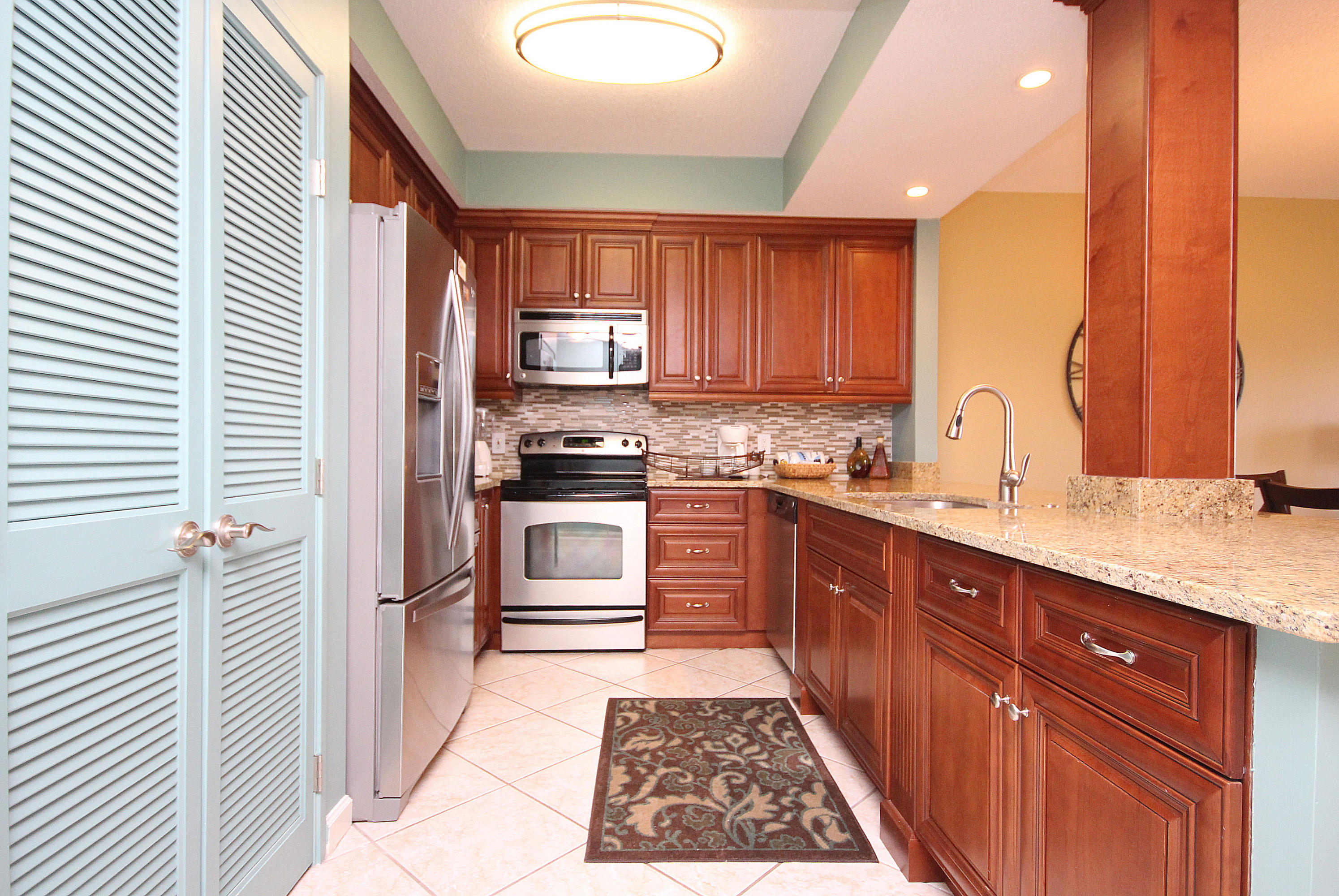 SUMMIT AT TOPS'L (THE) - Residential