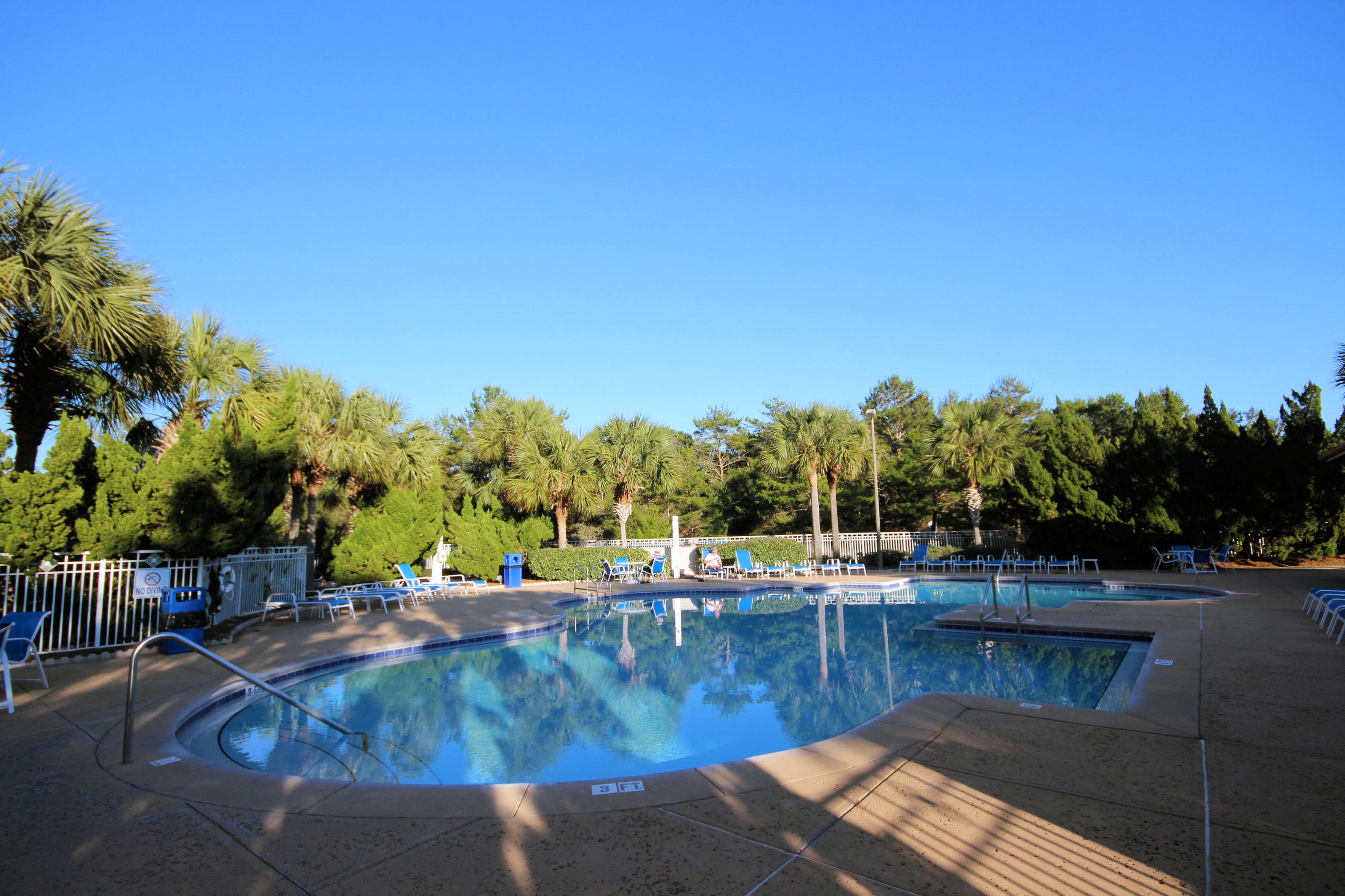 SUMMIT AT TOPS'L (THE) - Residential