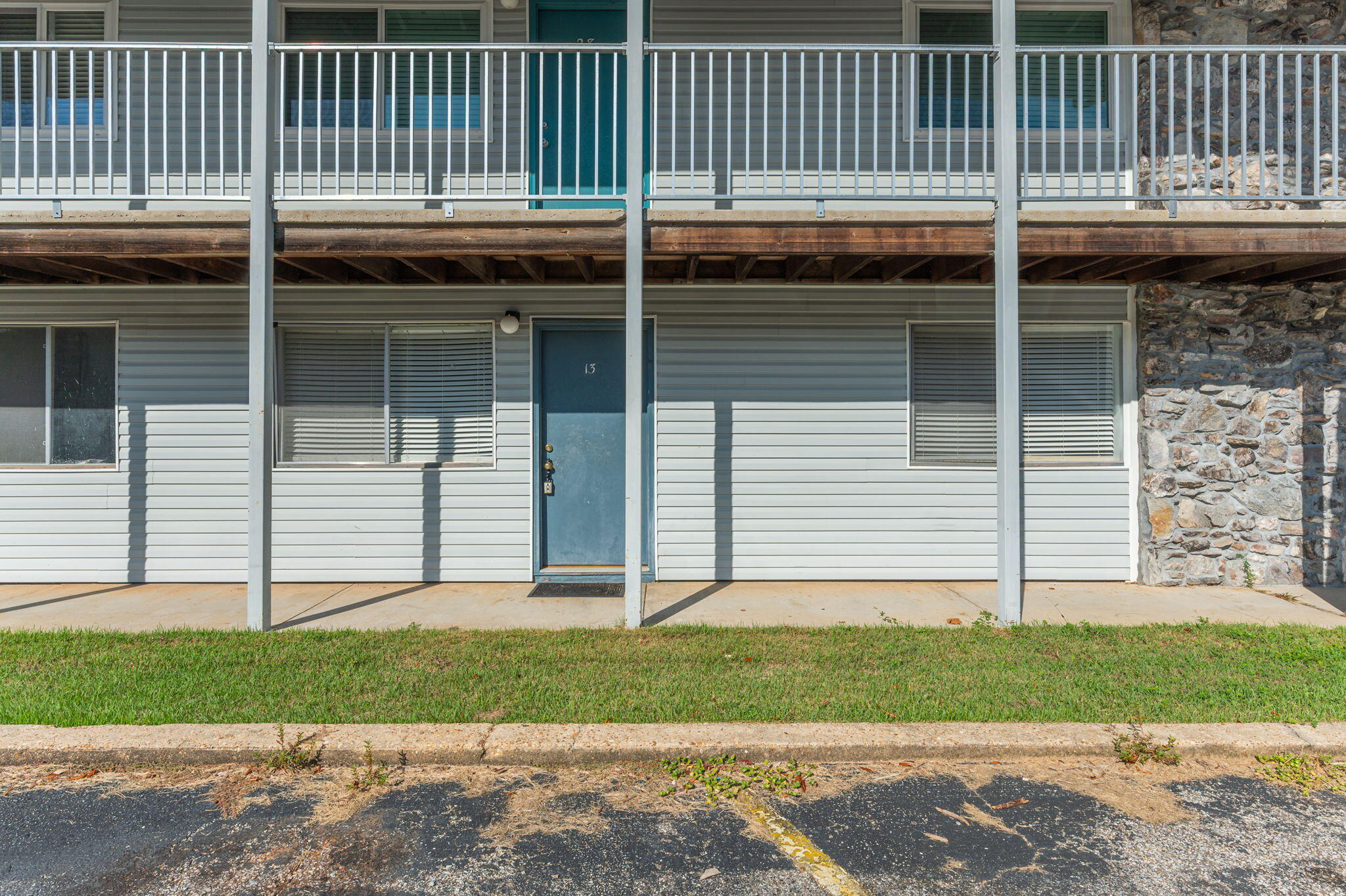 COLLEGE PARK CONDO - Residential