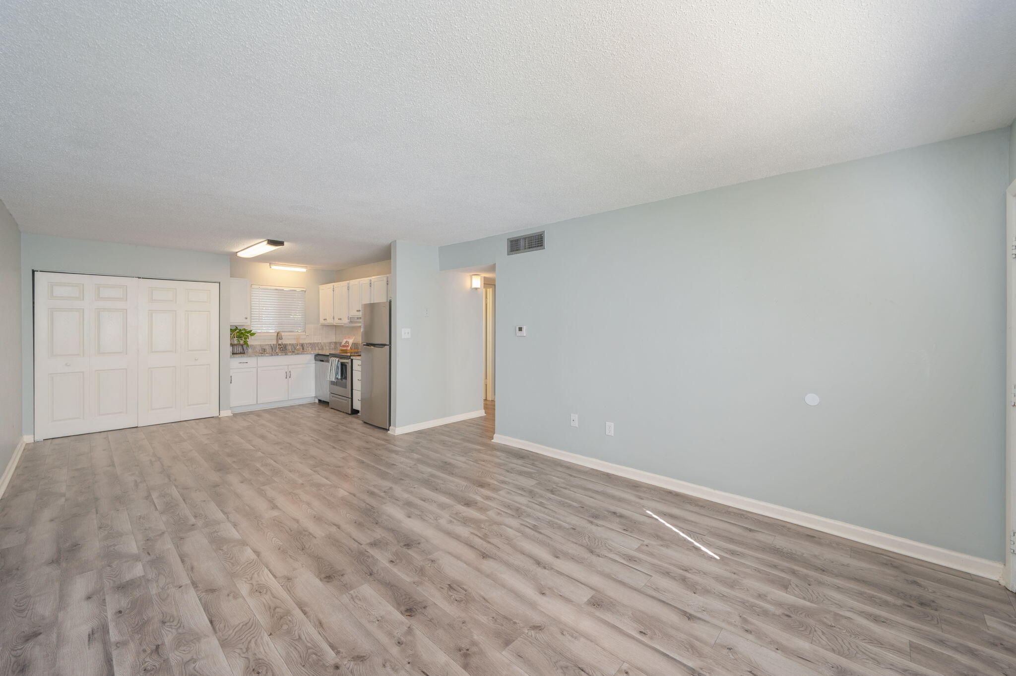 COLLEGE PARK CONDO - Residential