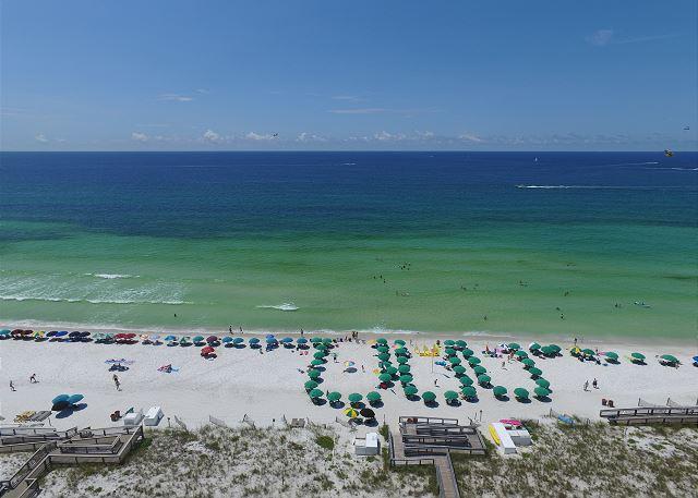 ISLANDER CONDO - Residential