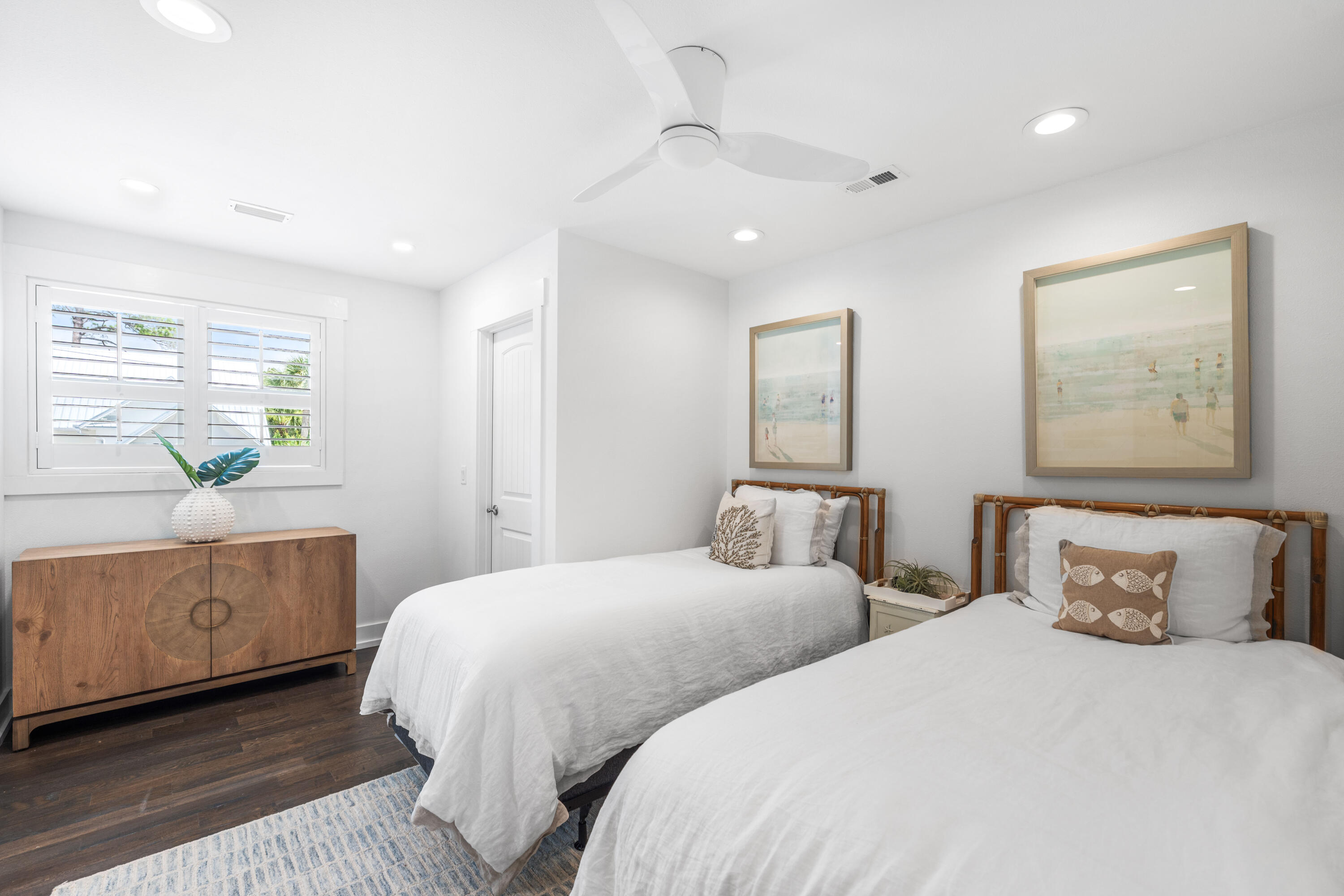 LAKEWOOD OF SEAGROVE BEACH - Residential