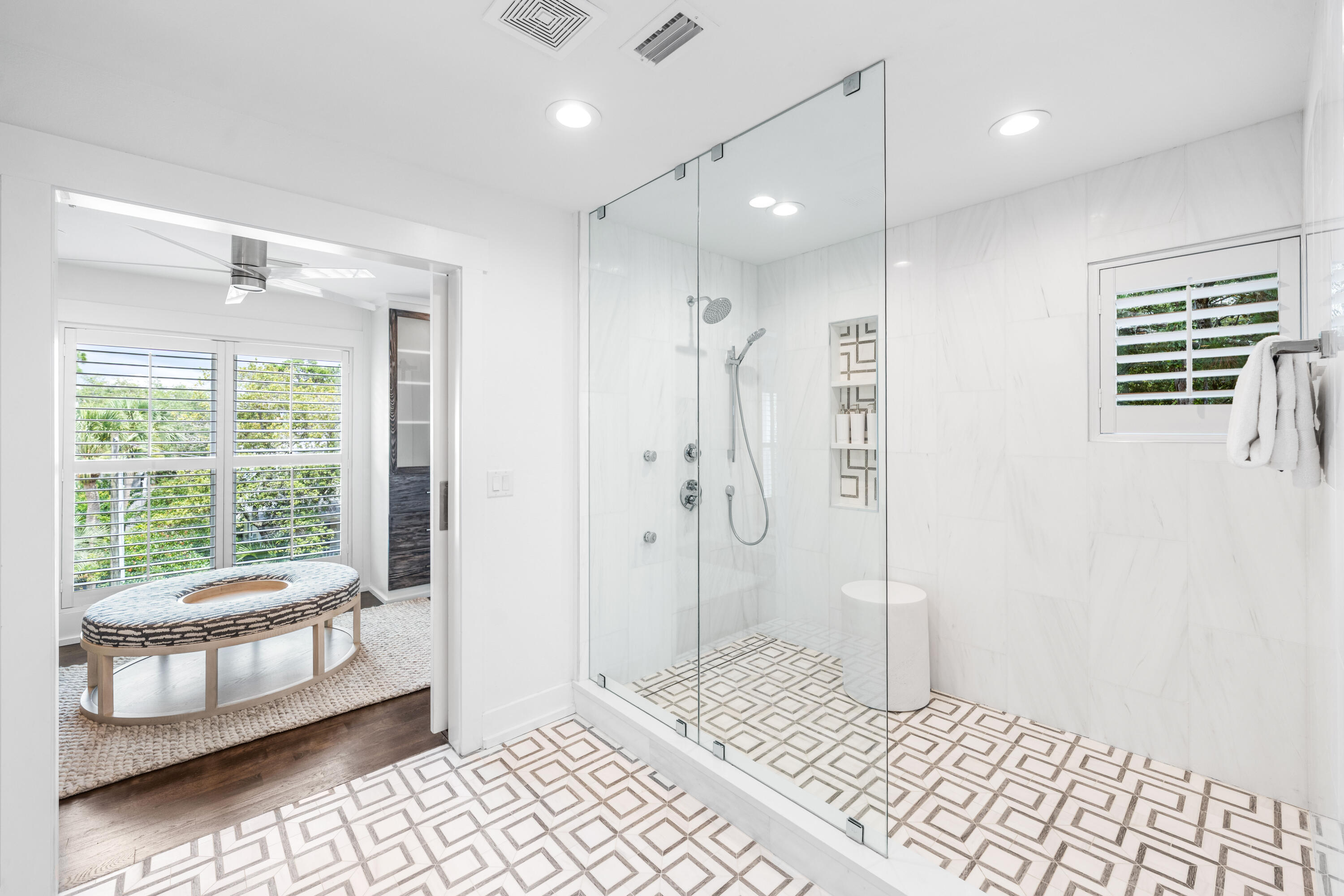 LAKEWOOD OF SEAGROVE BEACH - Residential