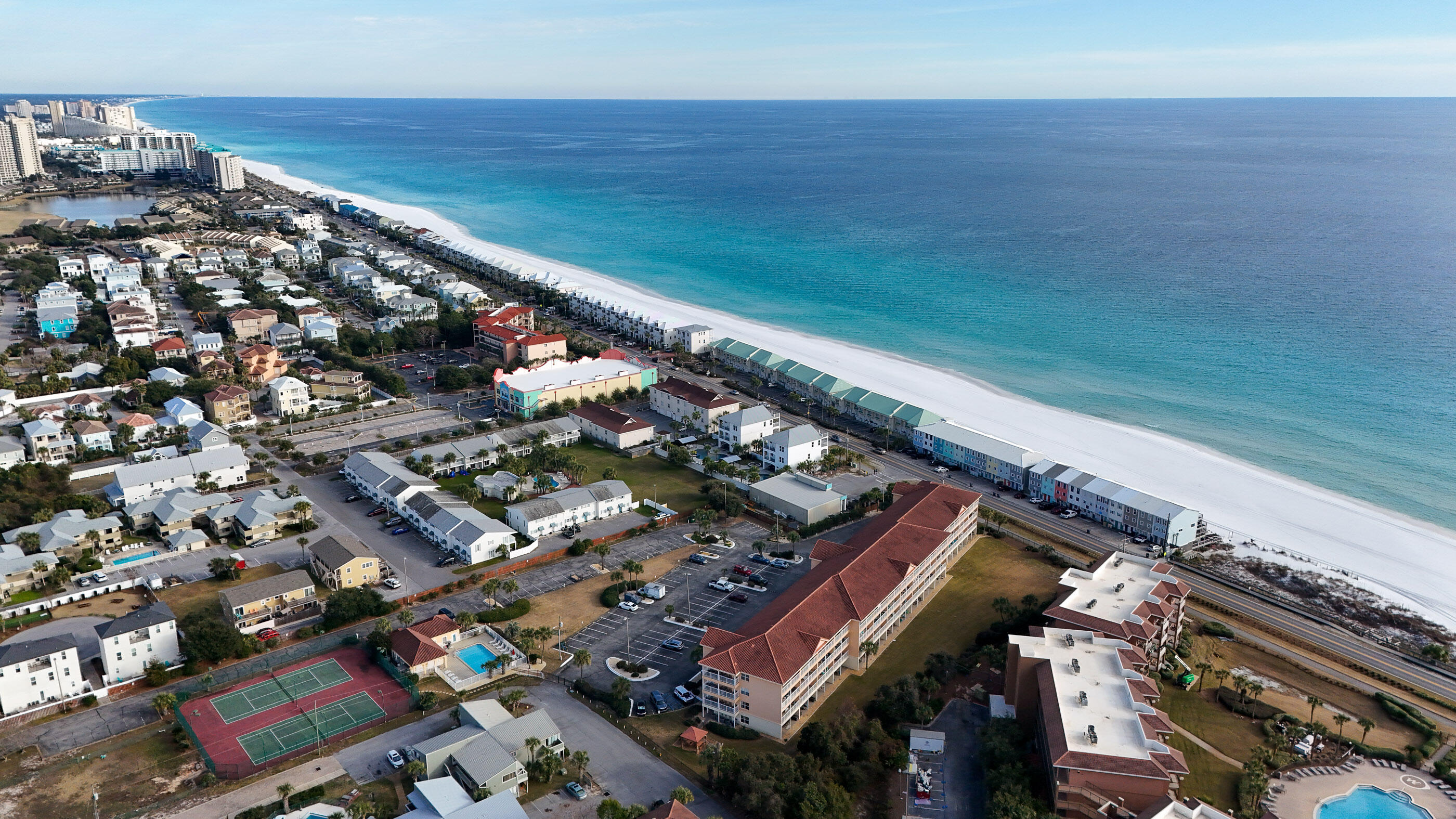 MISTY COVE T/H PH 1 - Residential