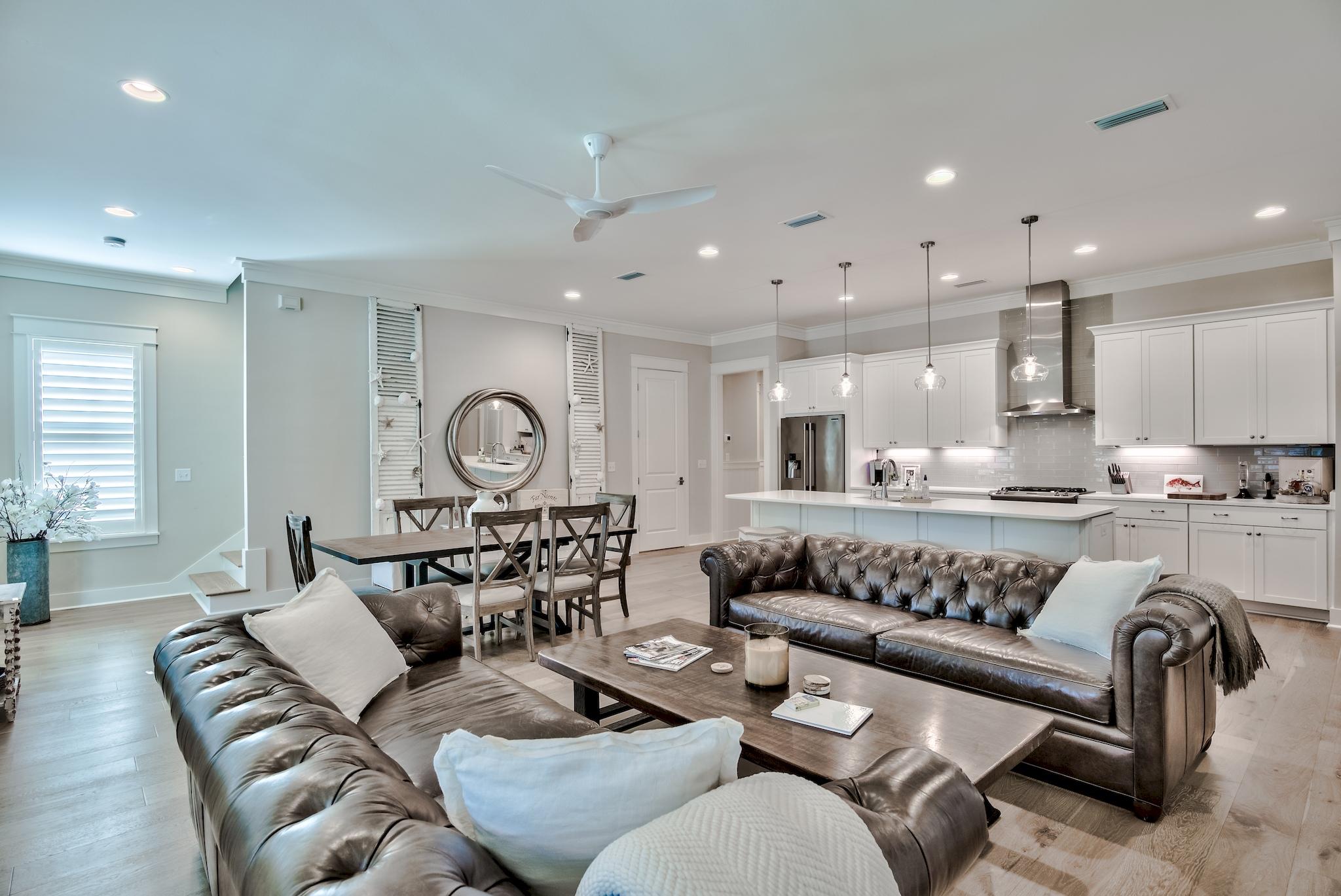 CRYSTAL LAKE PHASE I - Residential