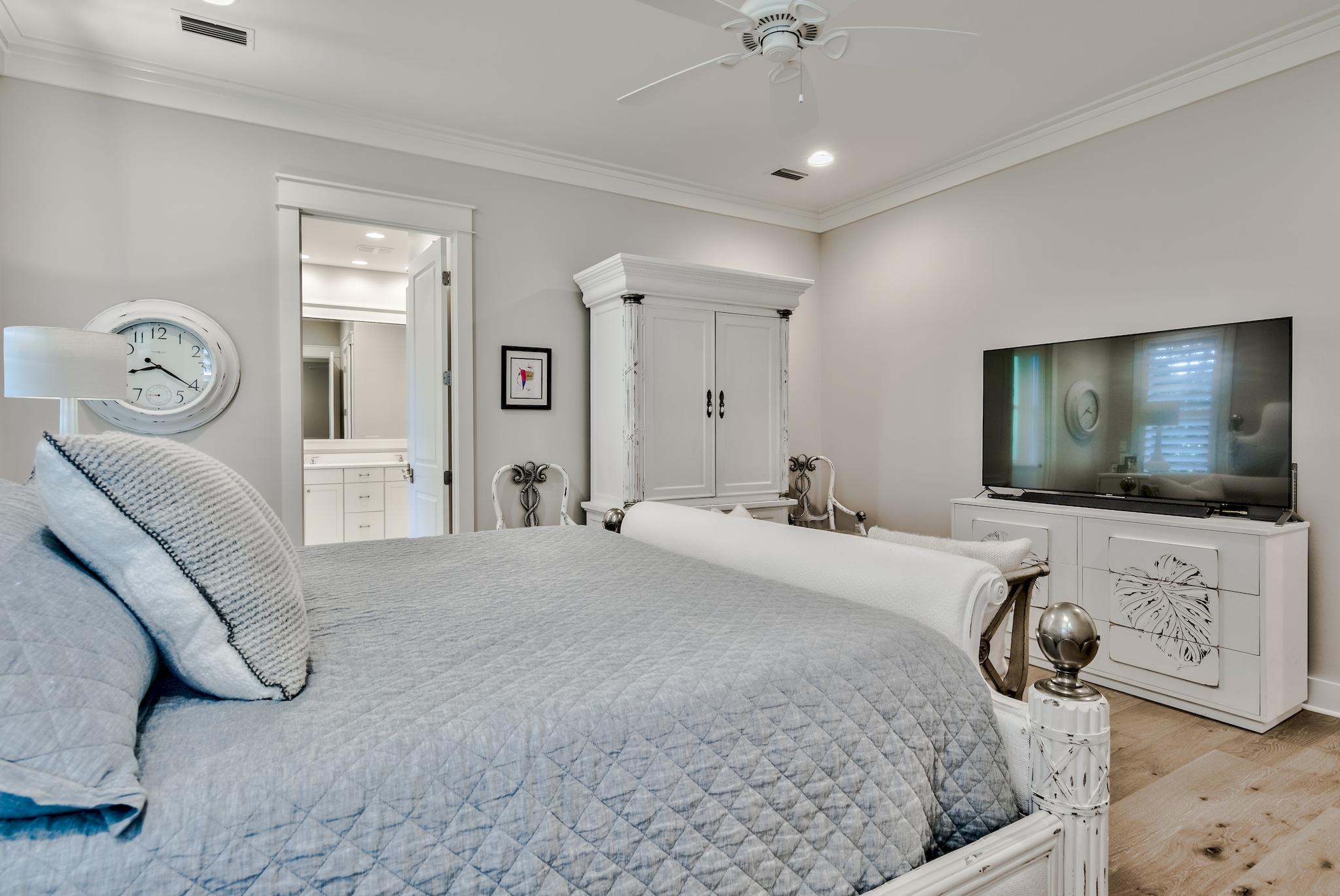 CRYSTAL LAKE PHASE I - Residential