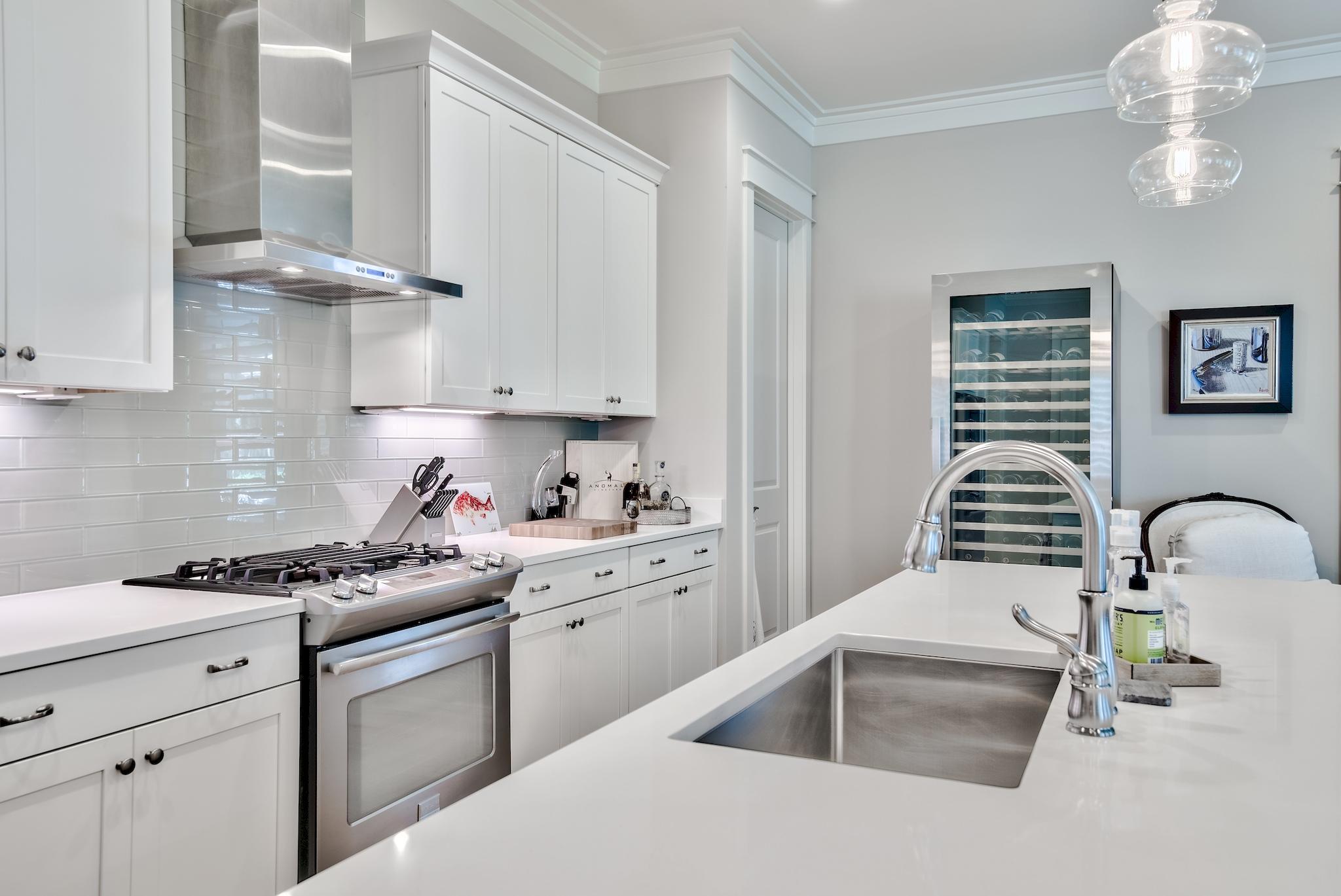 CRYSTAL LAKE PHASE I - Residential